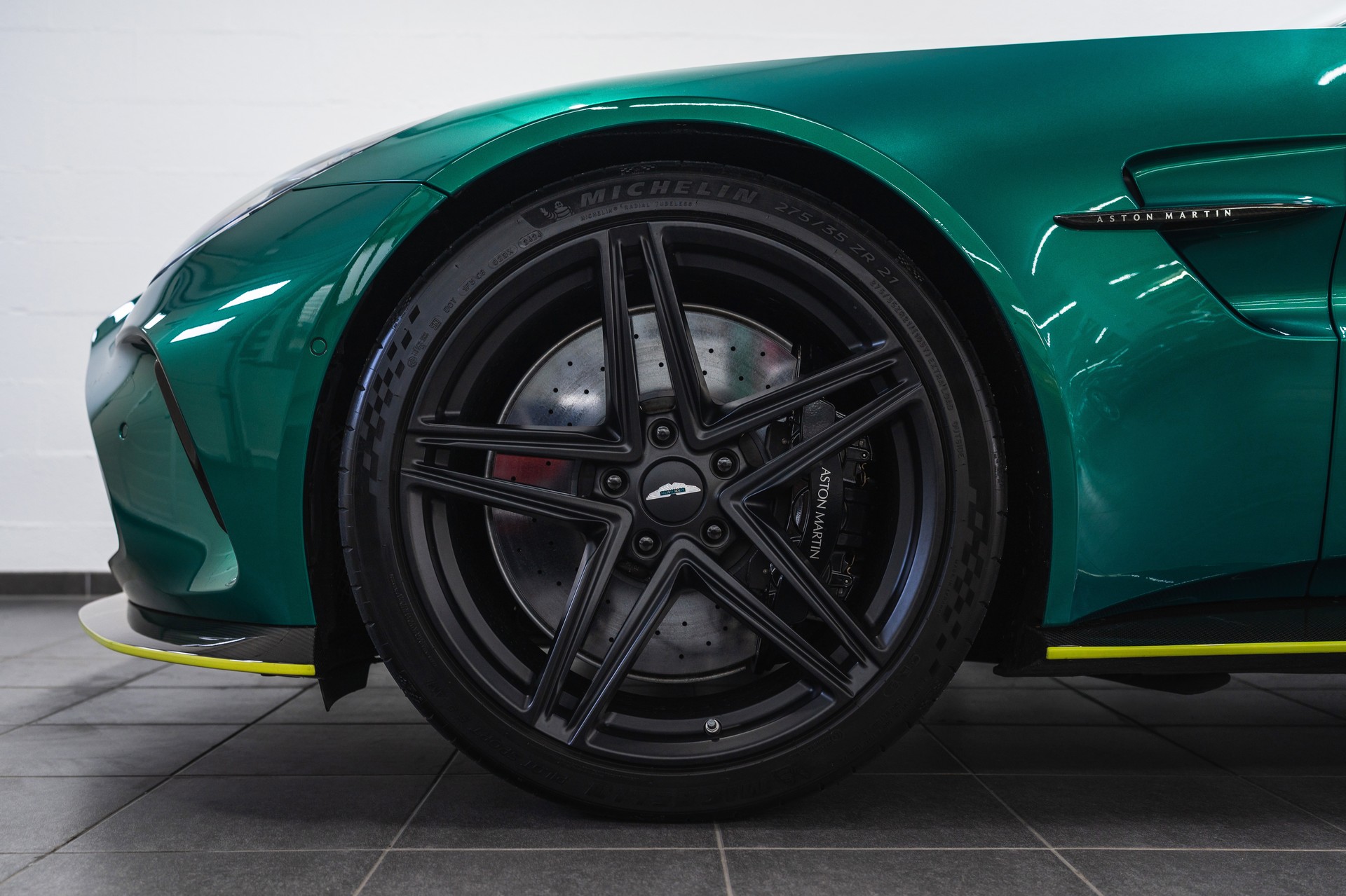 ASTON MARTIN ASTON MARTIN V8 Vantage Coupé 4.0 V8 Bi-Turbo FULL OPTIONS-image-7