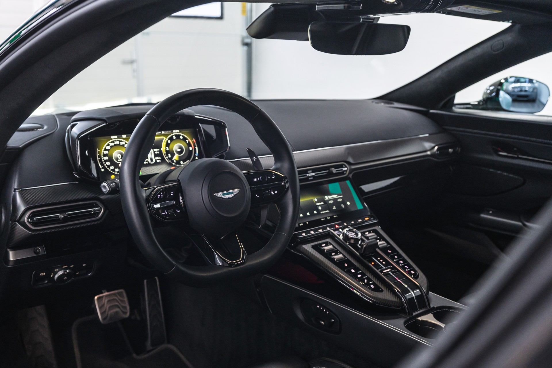 ASTON MARTIN ASTON MARTIN V8 Vantage Coupé 4.0 V8 Bi-Turbo FULL OPTIONS-image-8