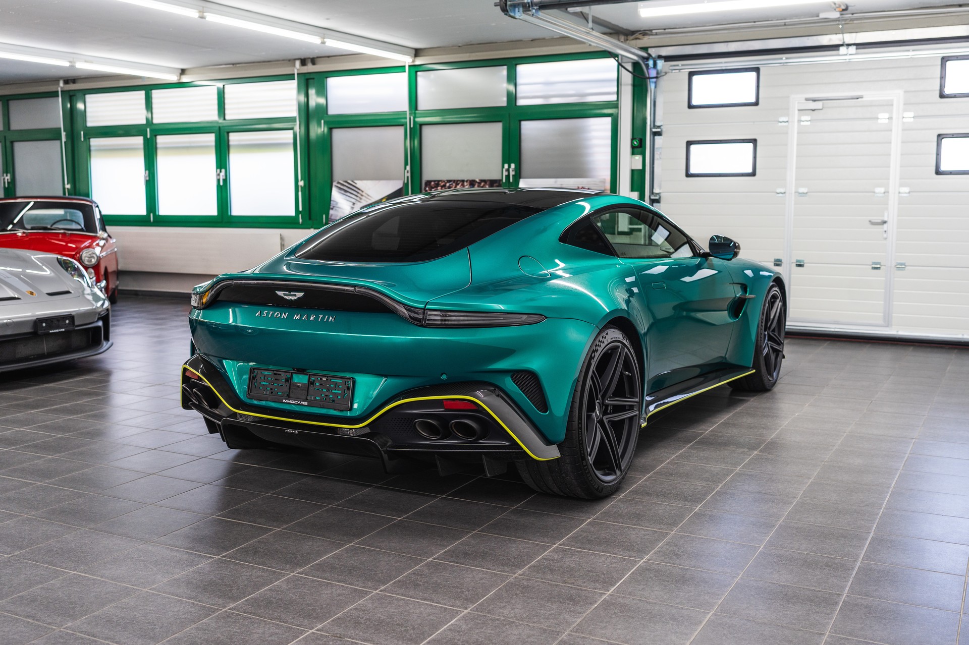 ASTON MARTIN ASTON MARTIN V8 Vantage Coupé 4.0 V8 Bi-Turbo FULL OPTIONS-image-6