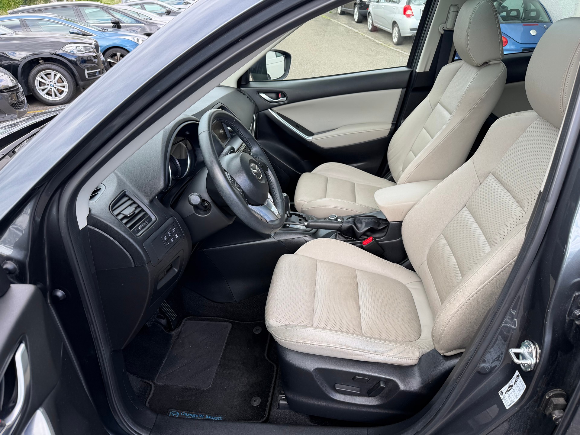 MAZDA CX-5 2.2 D HP Revolution AWD Automatic-image-8