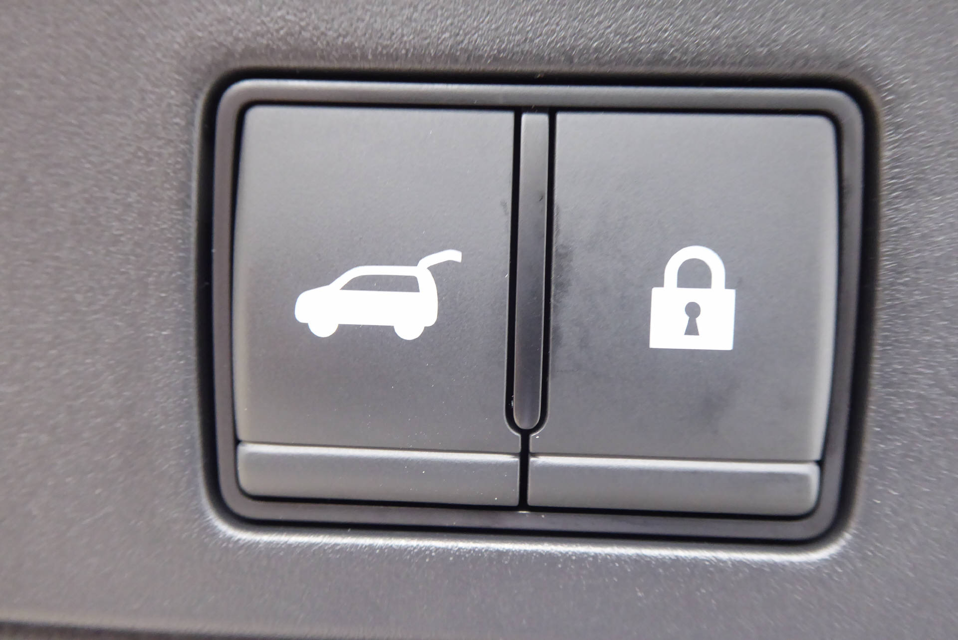 NISSAN Qashqai 1.3 DIG-T MHEV Tekna Xtronic-image-10