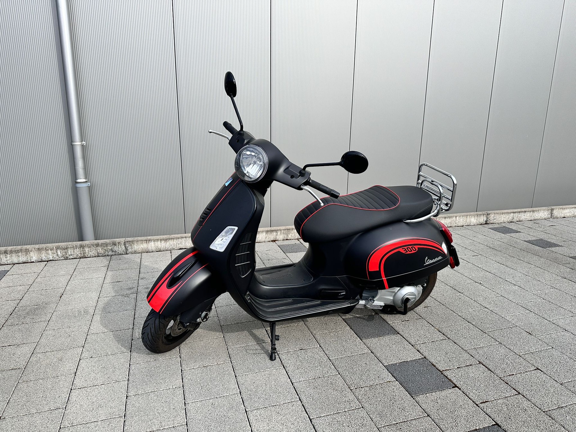 PIAGGIO VespaGTS Super300 Notte-image-1