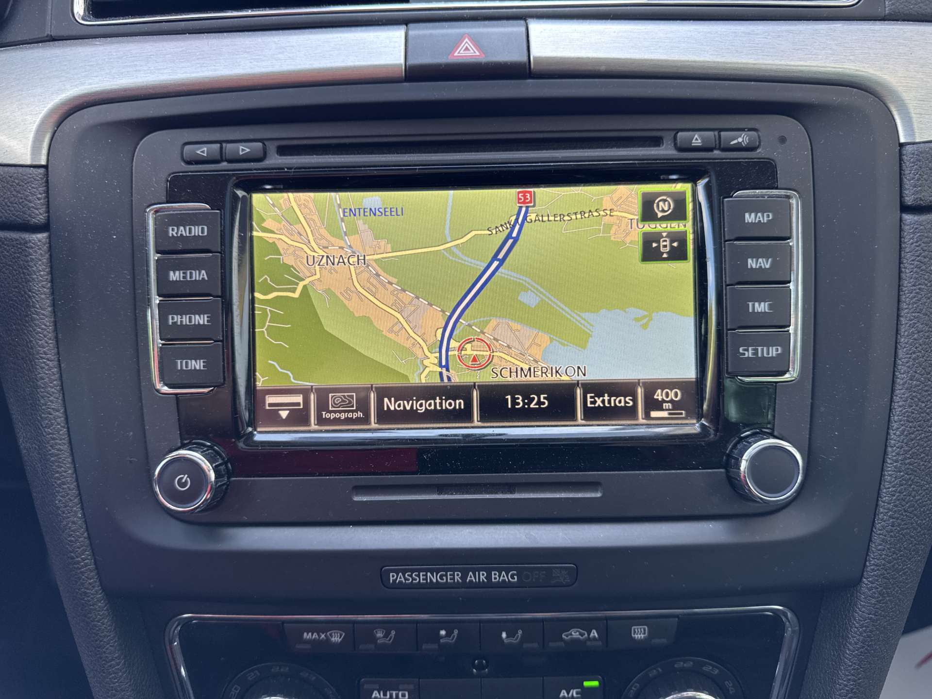 SKODA Superb Combi 2.0 TDi Elegance-image-1
