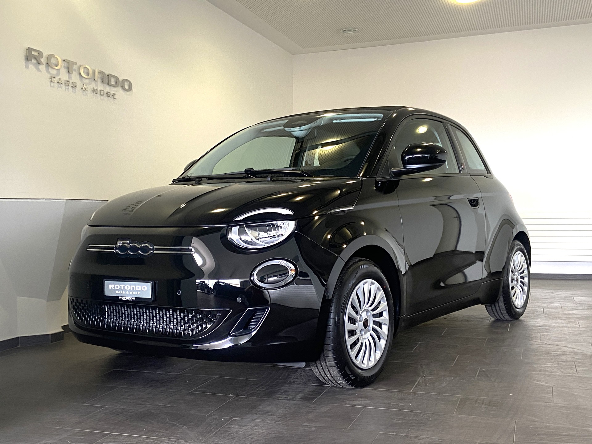 FIAT 500 C electric 87 kW Red