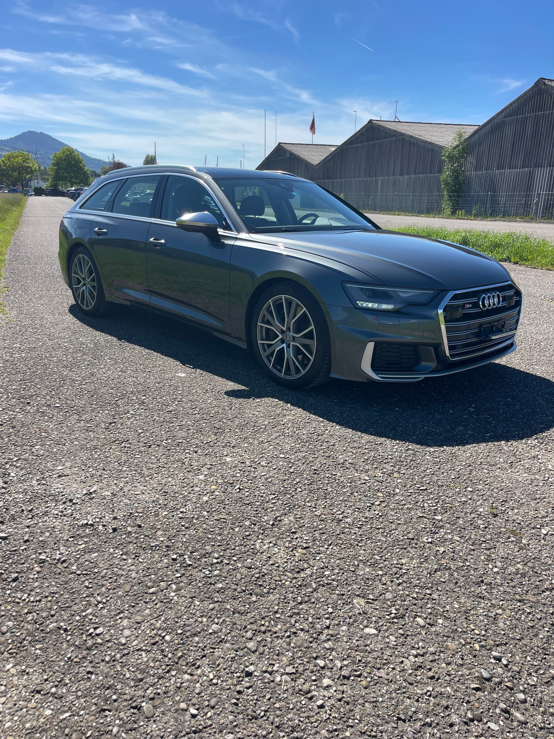 AUDI S6 Avant 3.0 V6 TDI quattro T-Tronic ***Panoramadach***AHK***Apple Car Play***-image-1