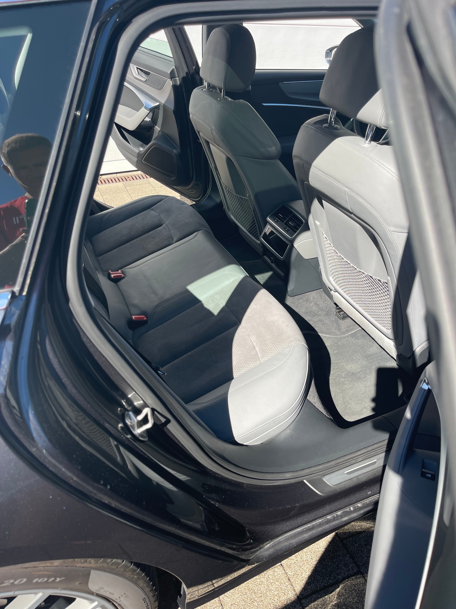 AUDI S6 Avant 3.0 V6 TDI quattro T-Tronic ***Panoramadach***AHK***Apple Car Play***-image-7