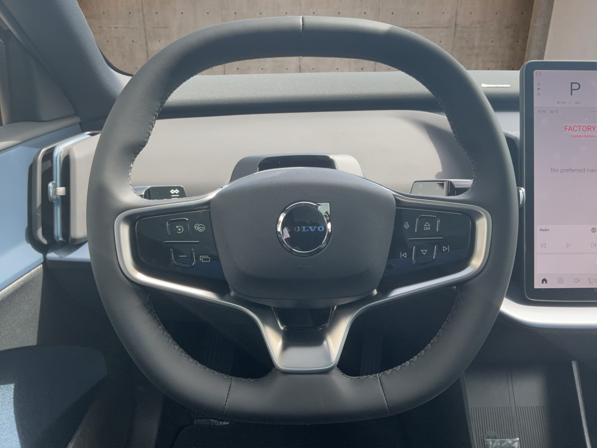VOLVO EX30 E60 Twin Ultra Performance AWD-image-13