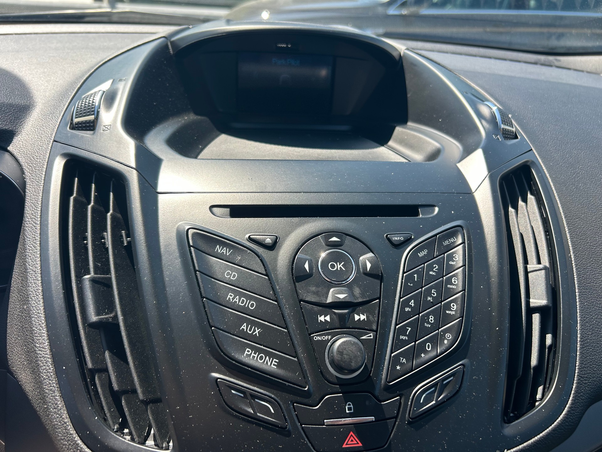FORD Kuga 2.0 TDCi Carving 4WD PowerShift-image-11