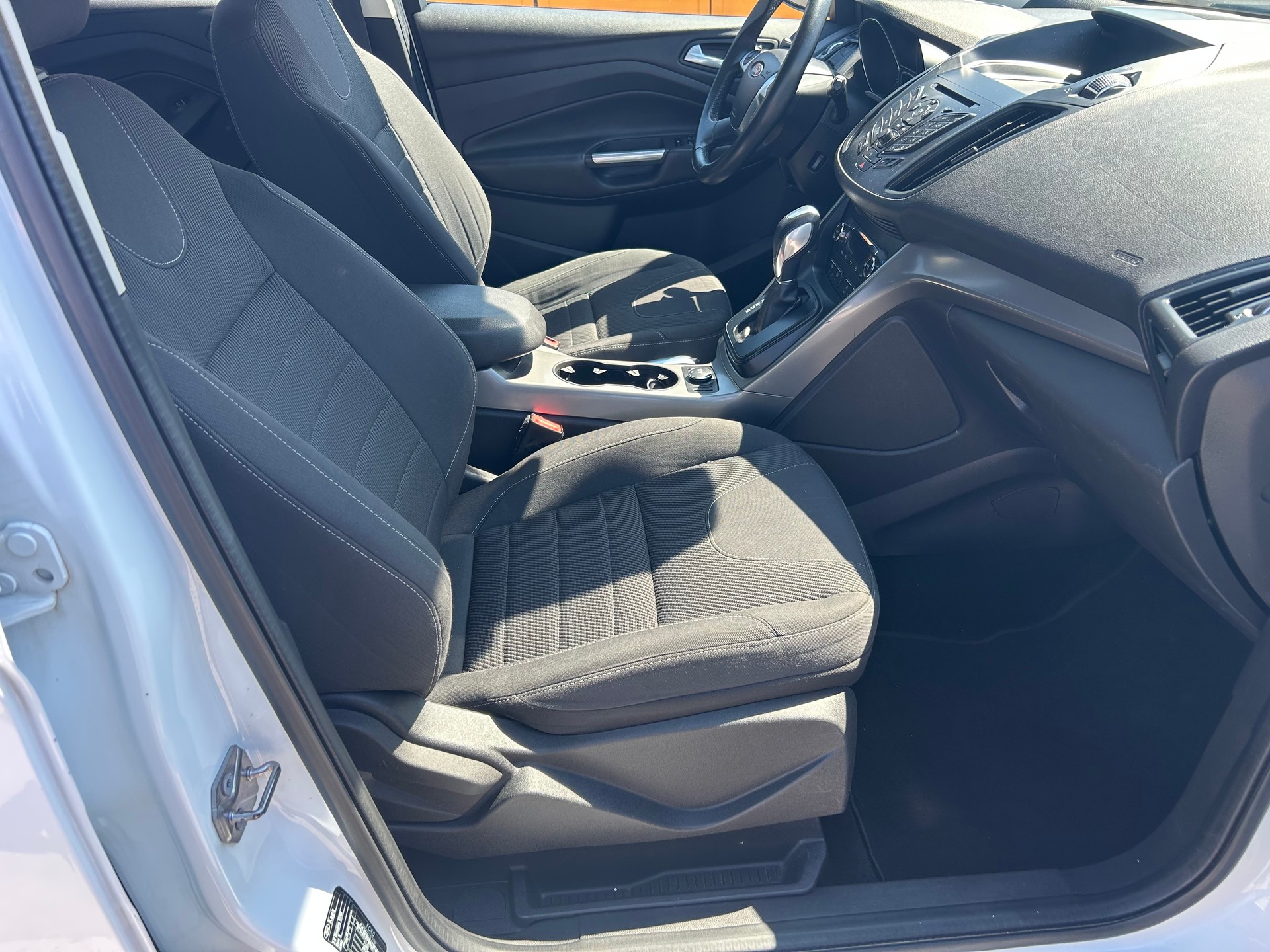 FORD Kuga 2.0 TDCi Carving 4WD PowerShift-image-7