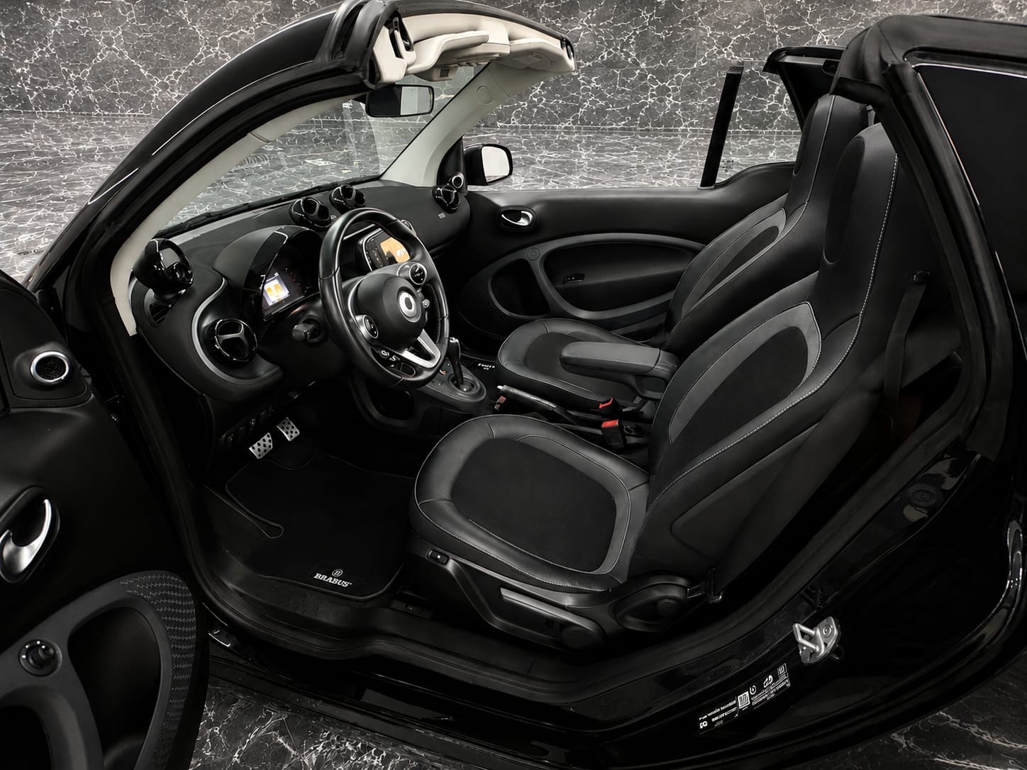 SMART fortwo Brabus 109 twinmatic-image-17