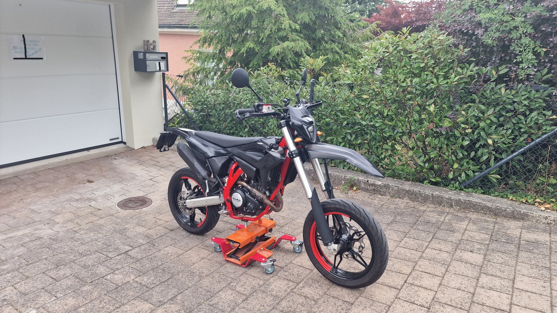 BETA RR 4T 125 LC Motard-image-8