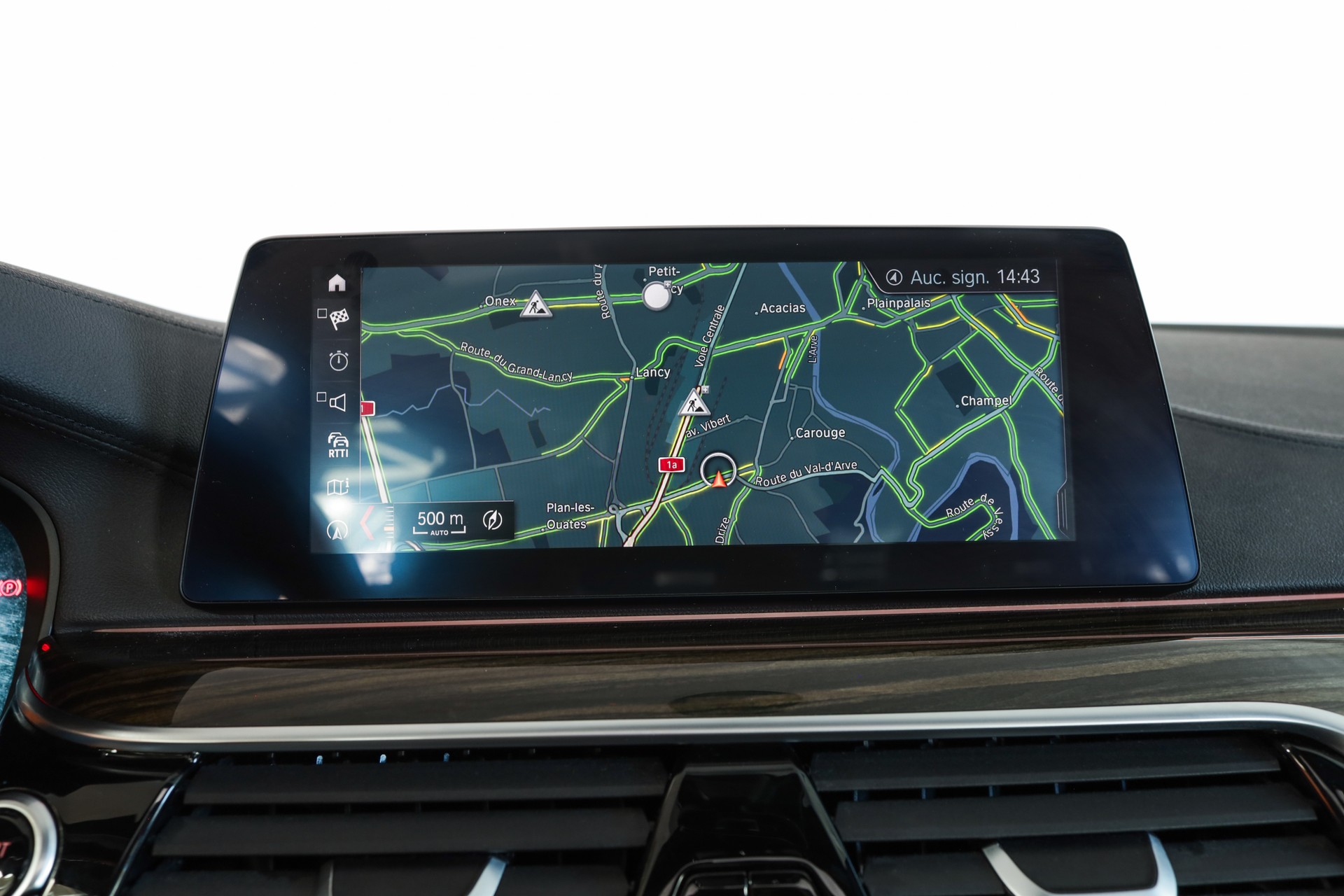 BMW 540i xDrive Touring Steptronic-image-14