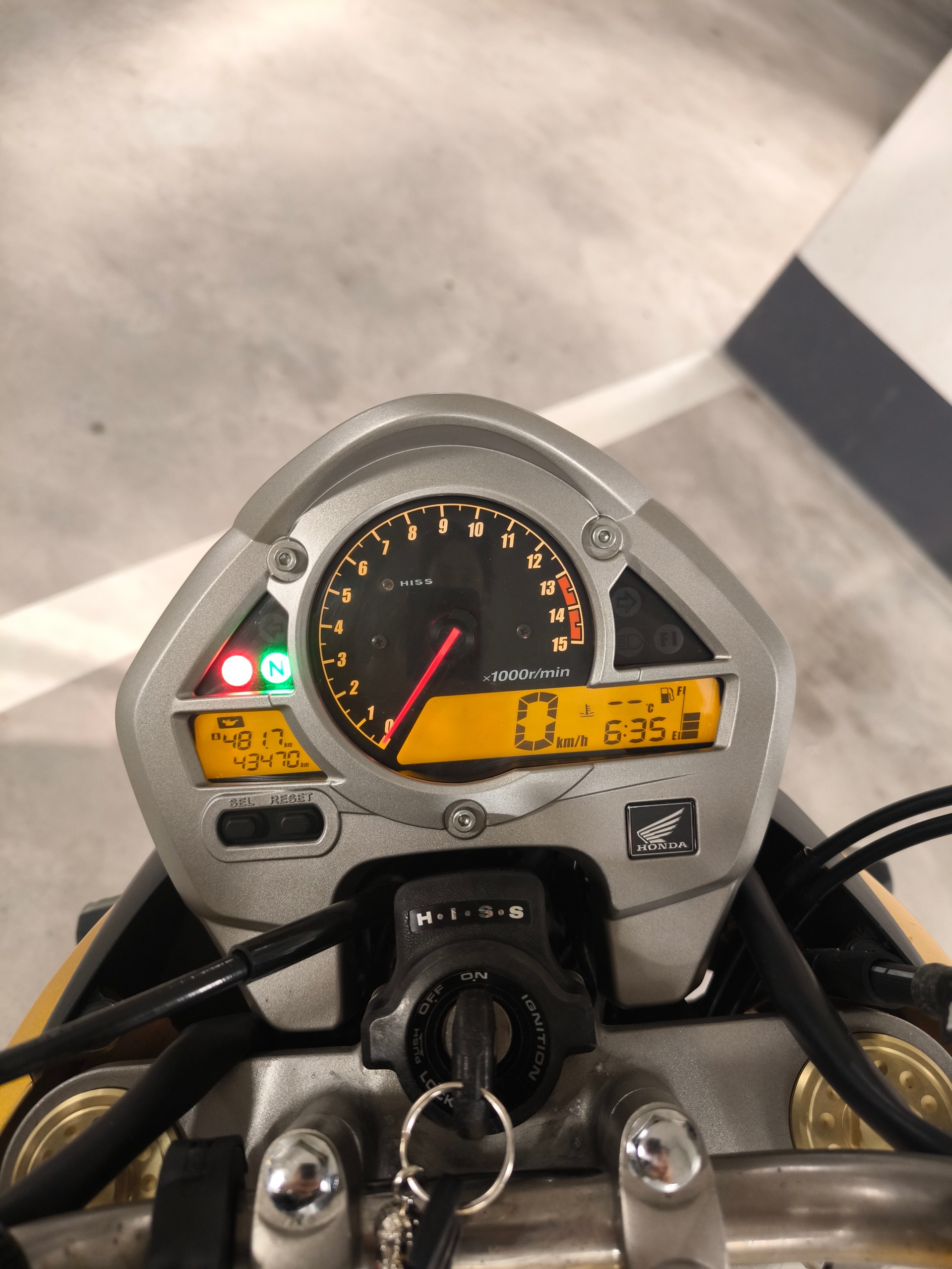 HONDA Hornet PC41-image-6