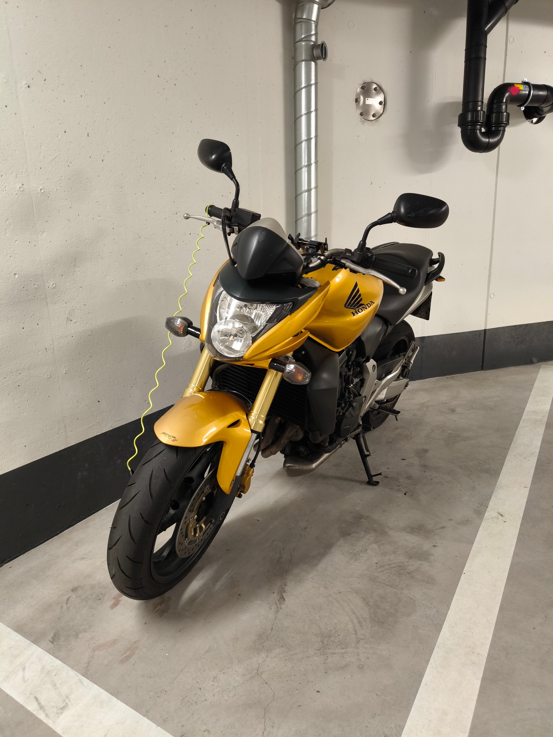 HONDA Hornet PC41-image-11