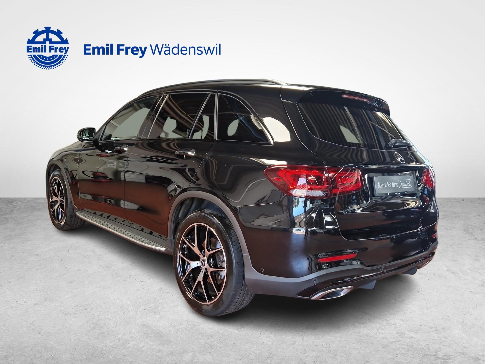 MERCEDES-BENZ GLC 220 d 4MATIC AMG Line-showroom-element-2