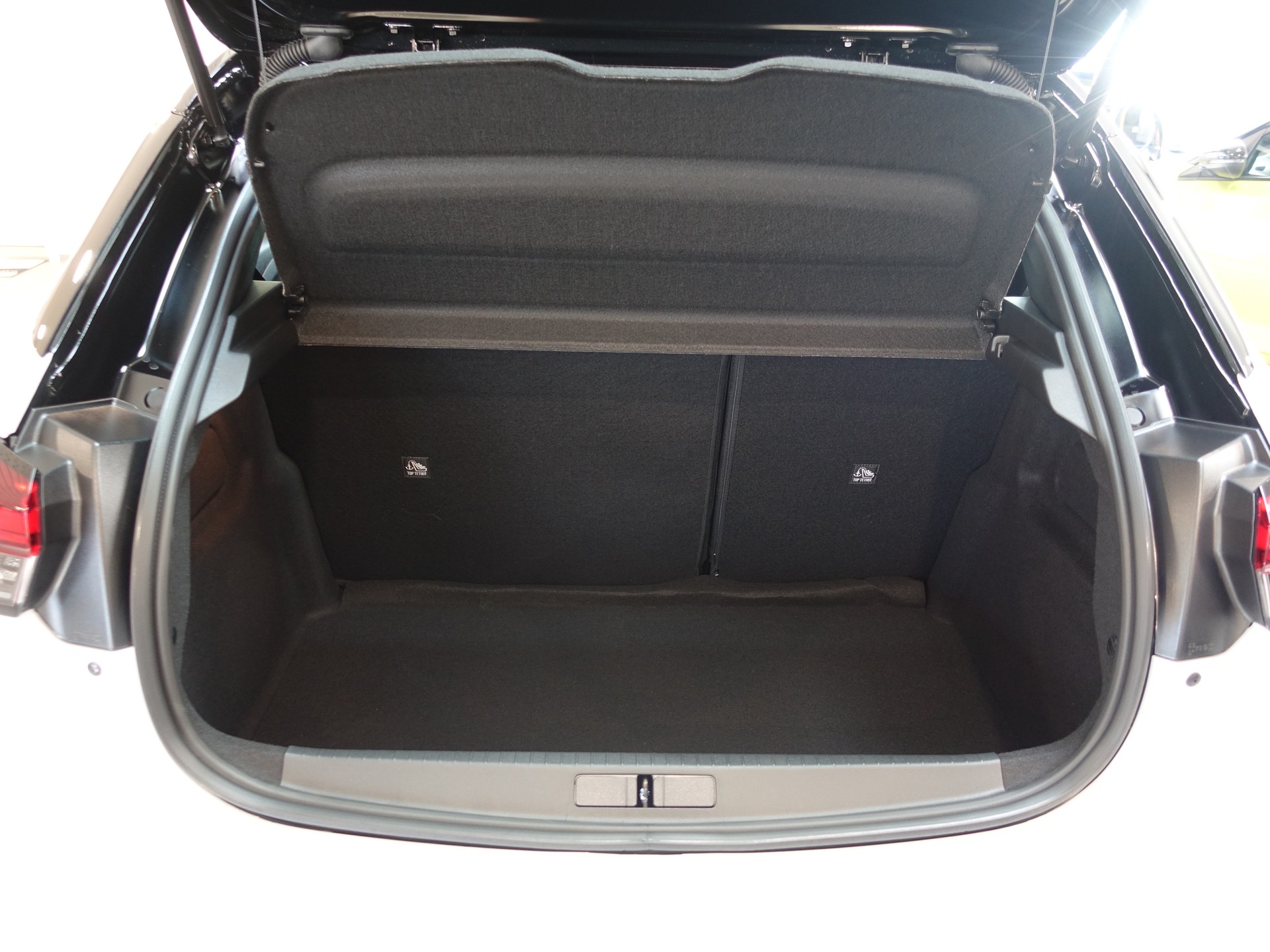 OPEL Corsa 1.2 MHEV Viva-image-11