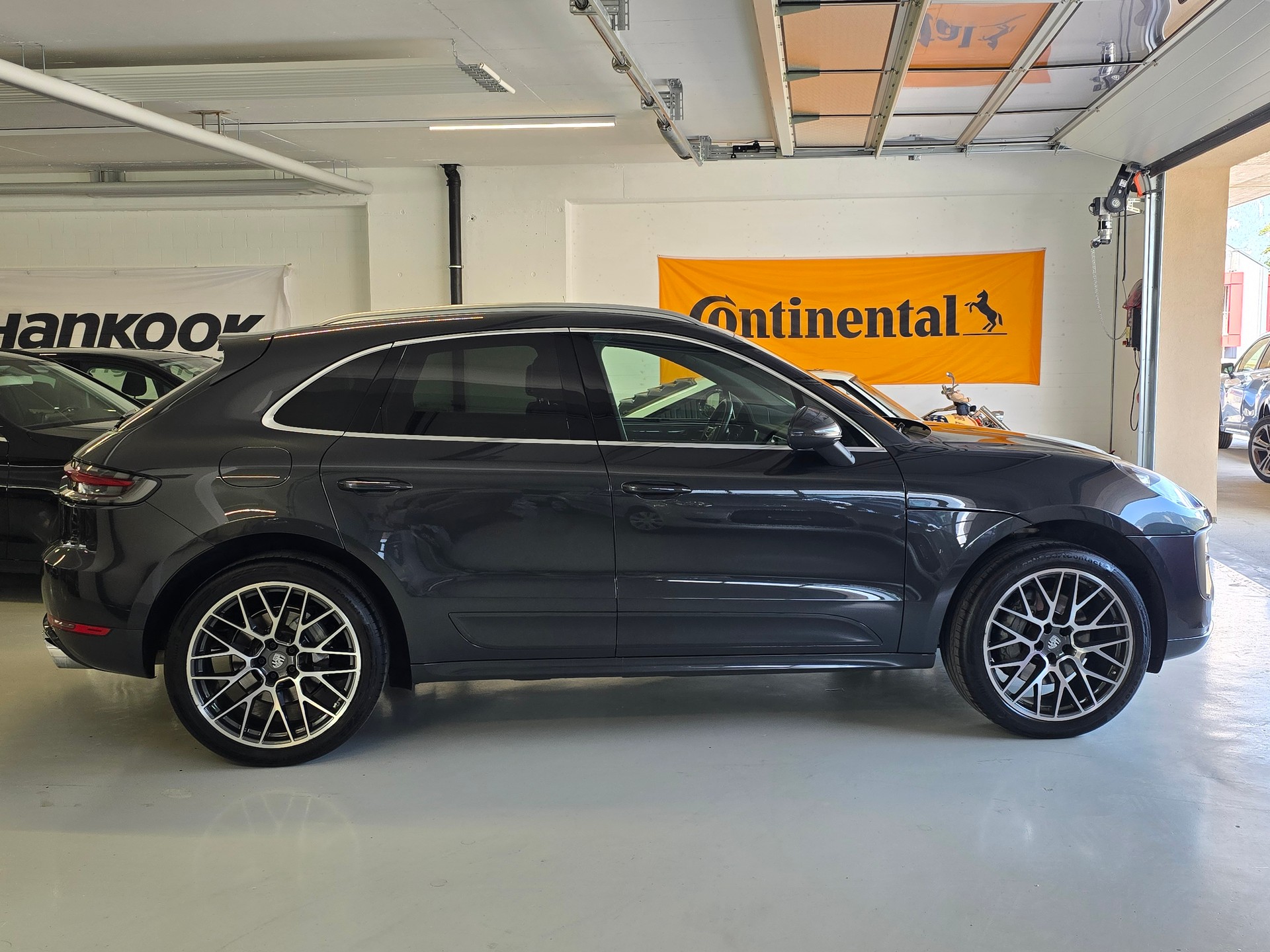 PORSCHE Macan S PDK-image-3