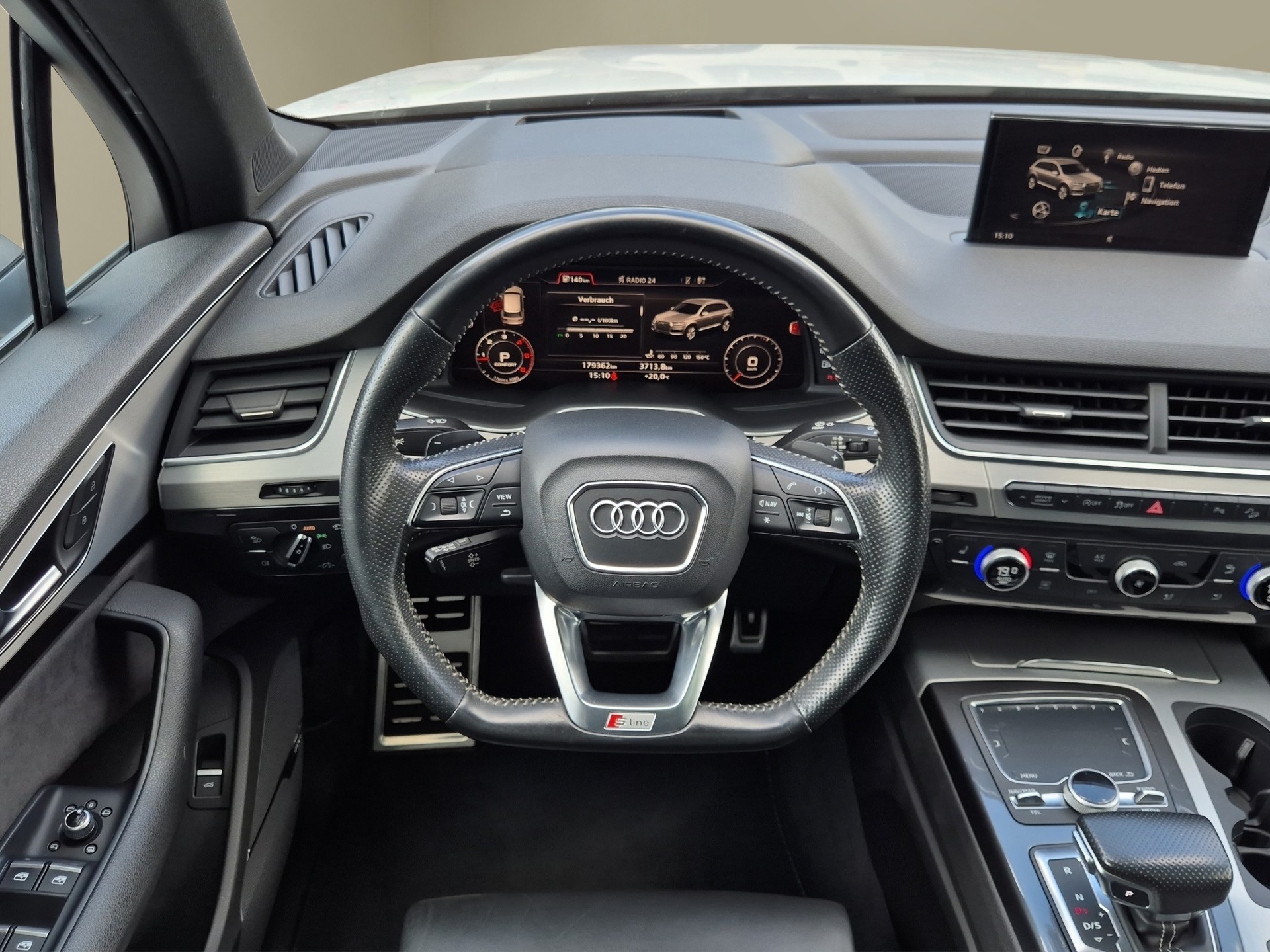 AUDI Q7 3.0 TDI quattro tiptronic-image-11