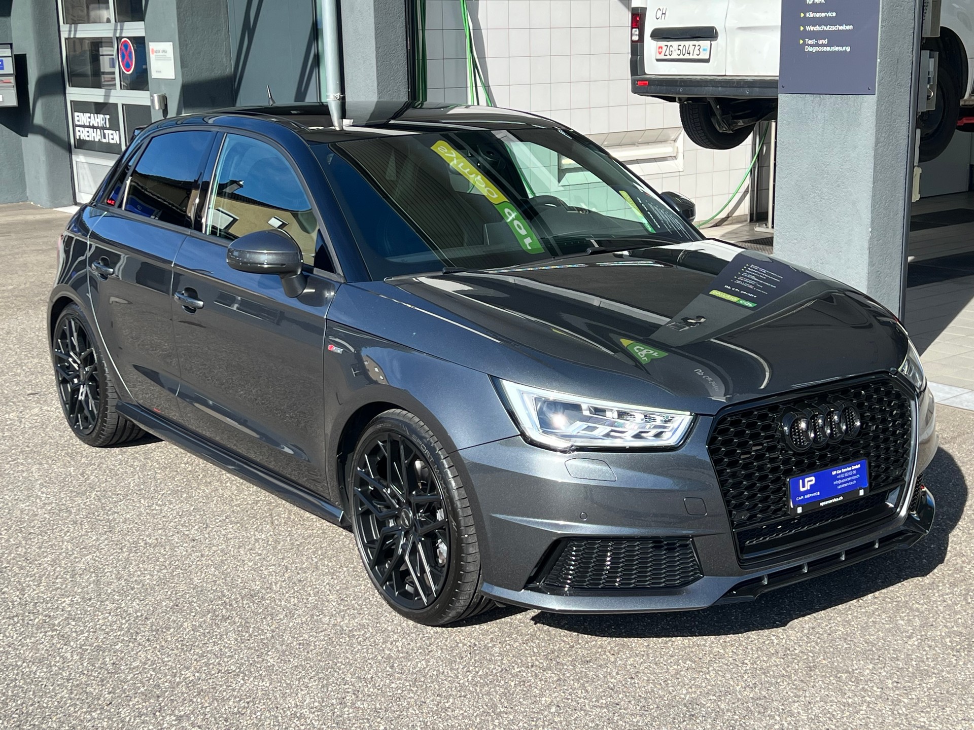 AUDI A1 Sportback 1.8 TFSI Sport S-Tronic * S-Line *-showroom-element-2