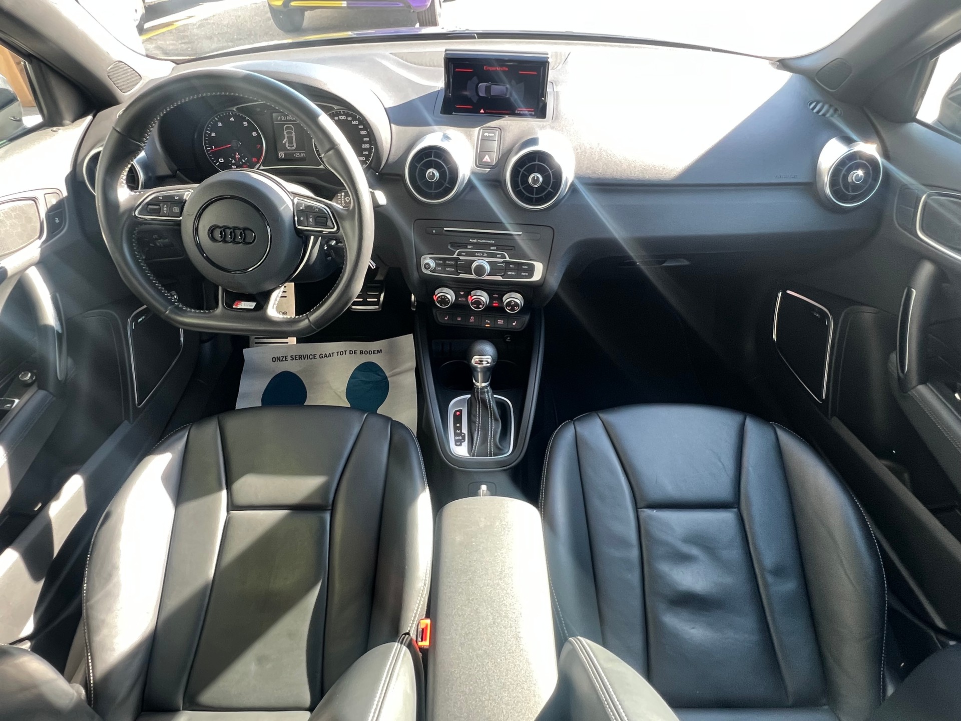 AUDI A1 Sportback 1.8 TFSI Sport S-Tronic * S-Line *-image-7
