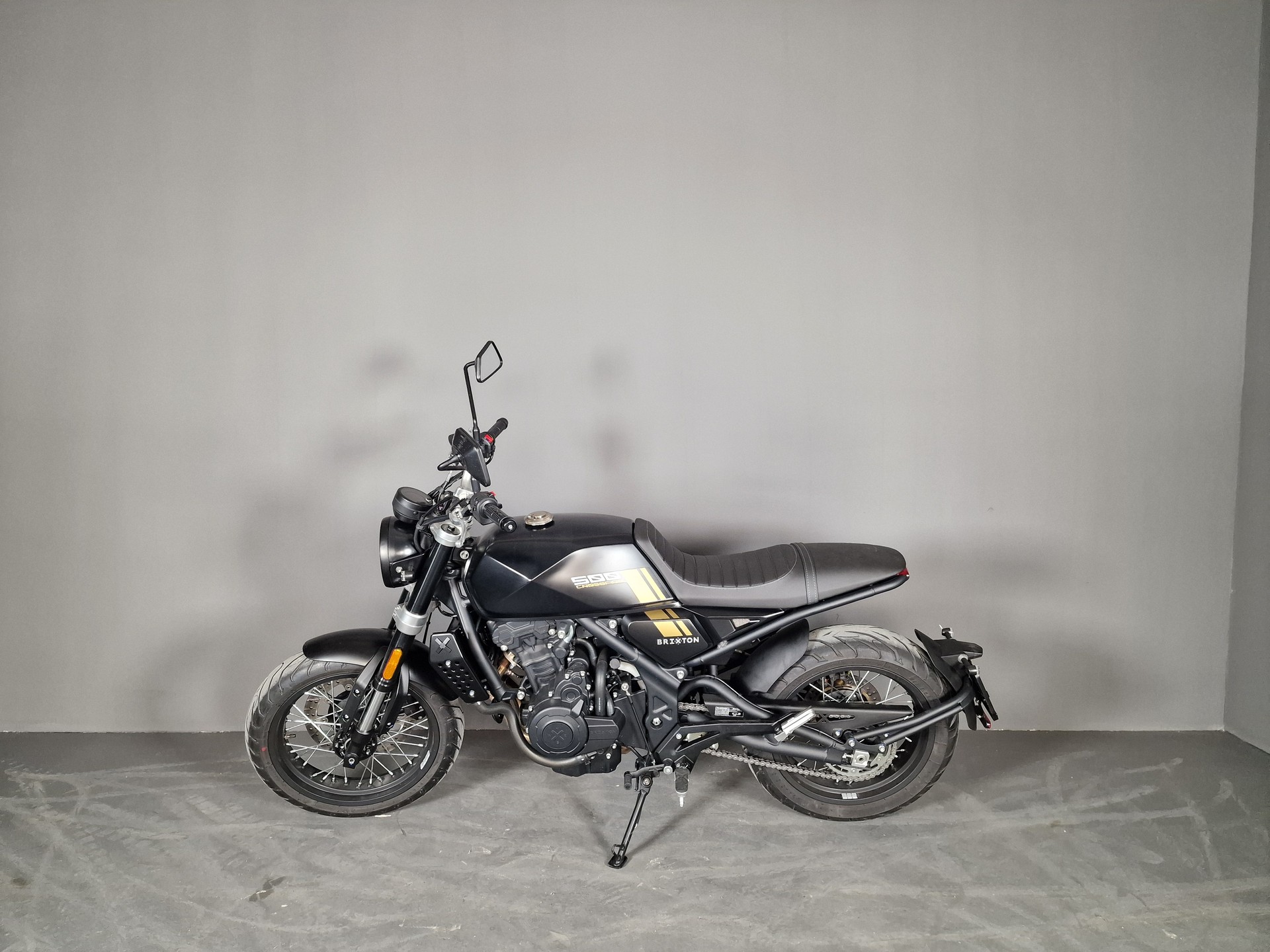 BRIXTON Crossfire 500 X-showroom-element-1