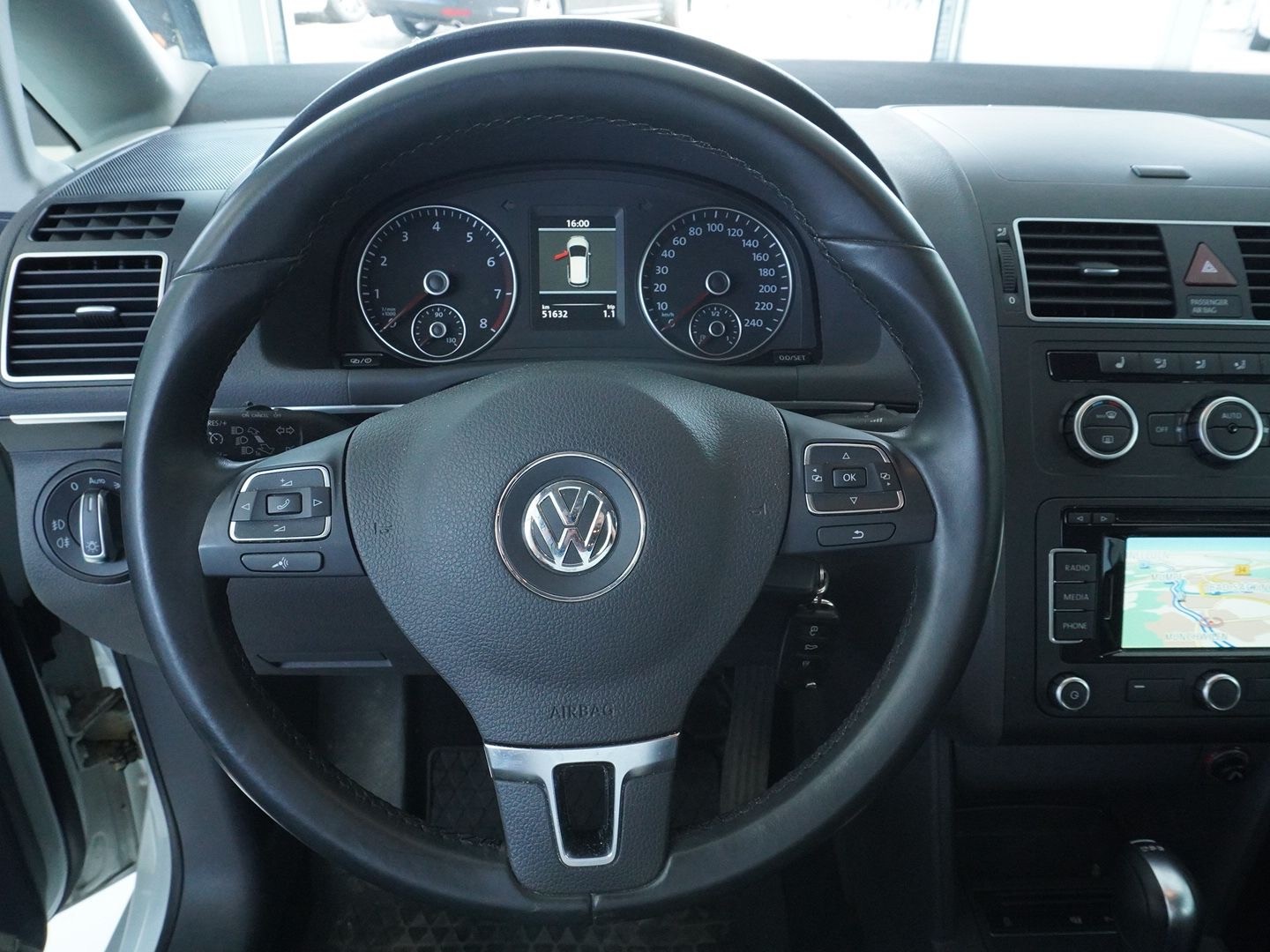 VW Touran 1.4 TSI Highline DSG-image-9