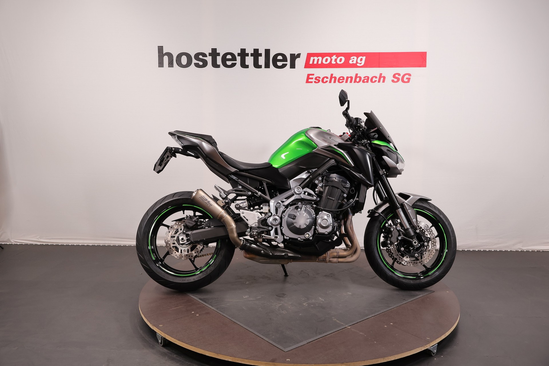 KAWASAKI Z900-showroom-element-1