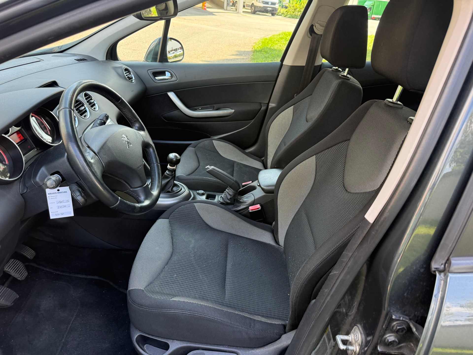 PEUGEOT 308 1.6 HDI Active-image-5