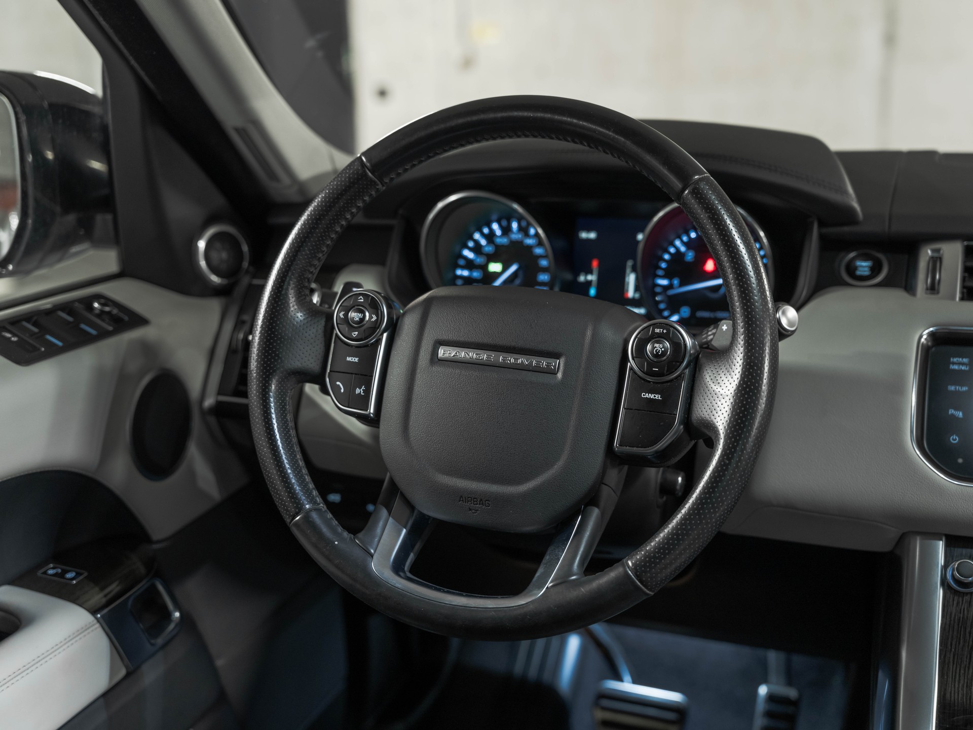 LAND ROVER Range Rover Sport 3.0 SDV6 HSE Dynamic Automatic-image-16