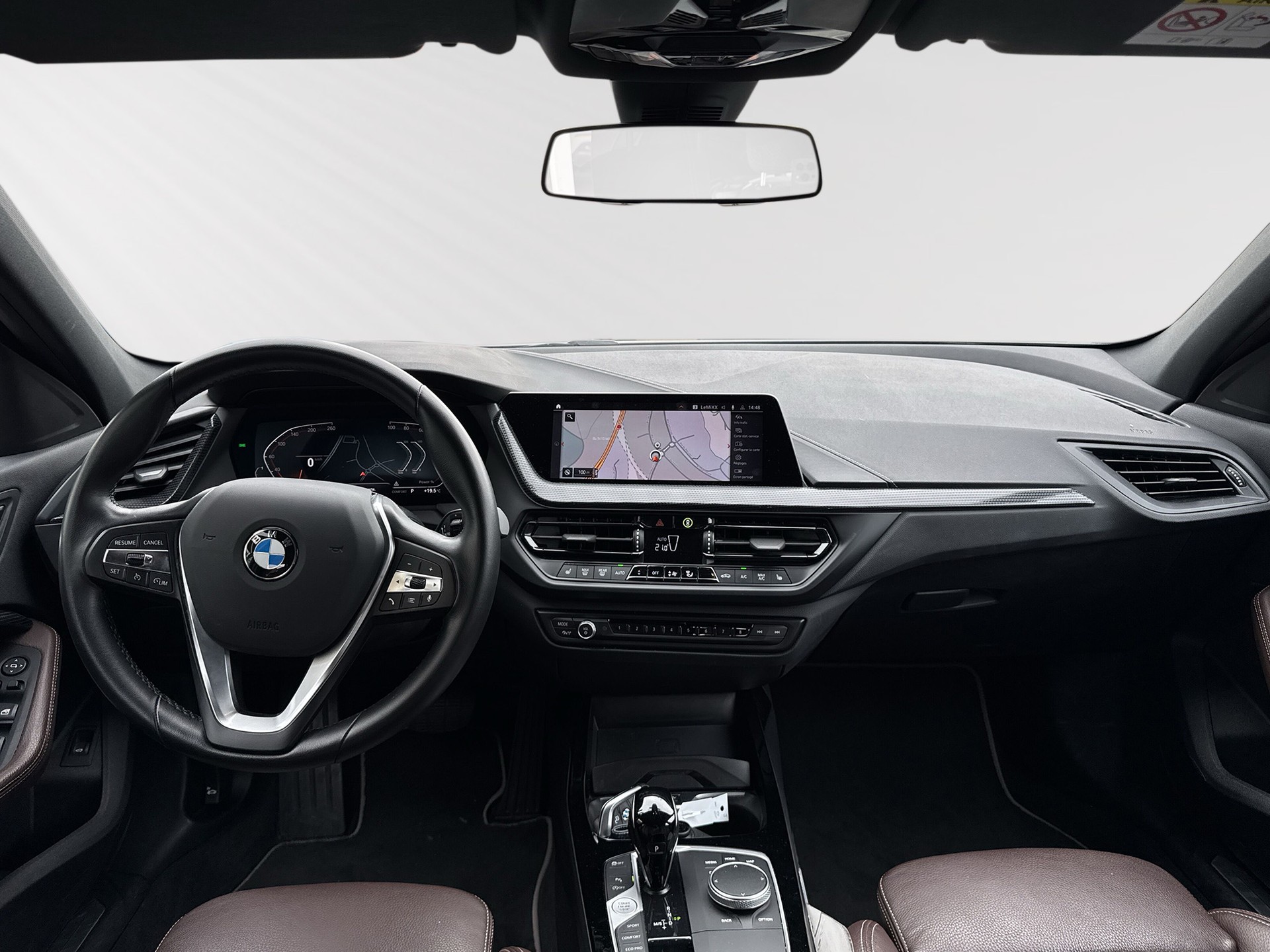 BMW 120i Sport Line Steptronic-image-5