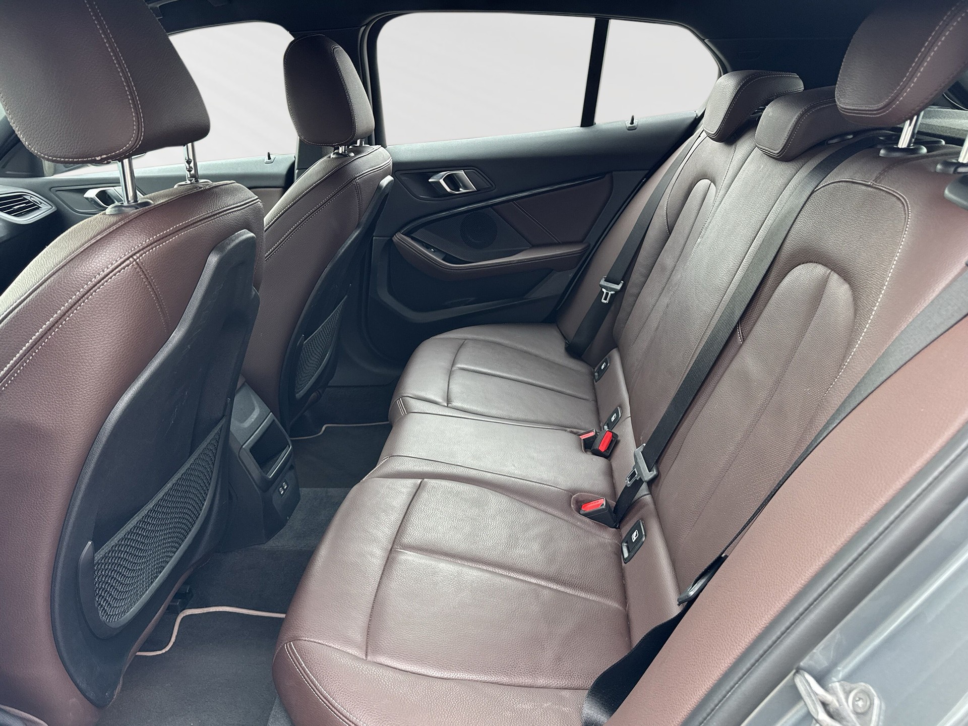 BMW 120i Sport Line Steptronic-image-6