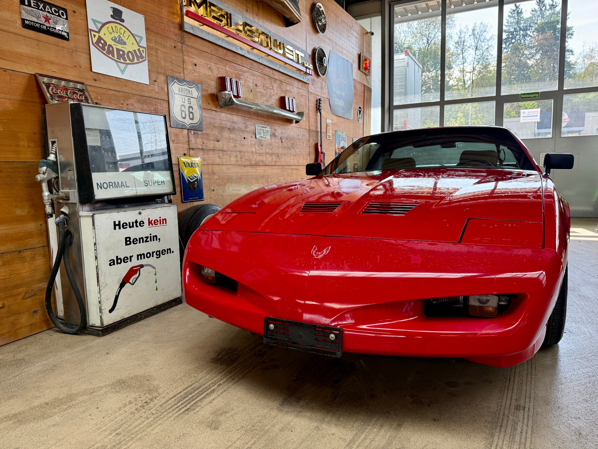 PONTIAC Firebird 5.0 V8 Trans Am-showroom-element-2