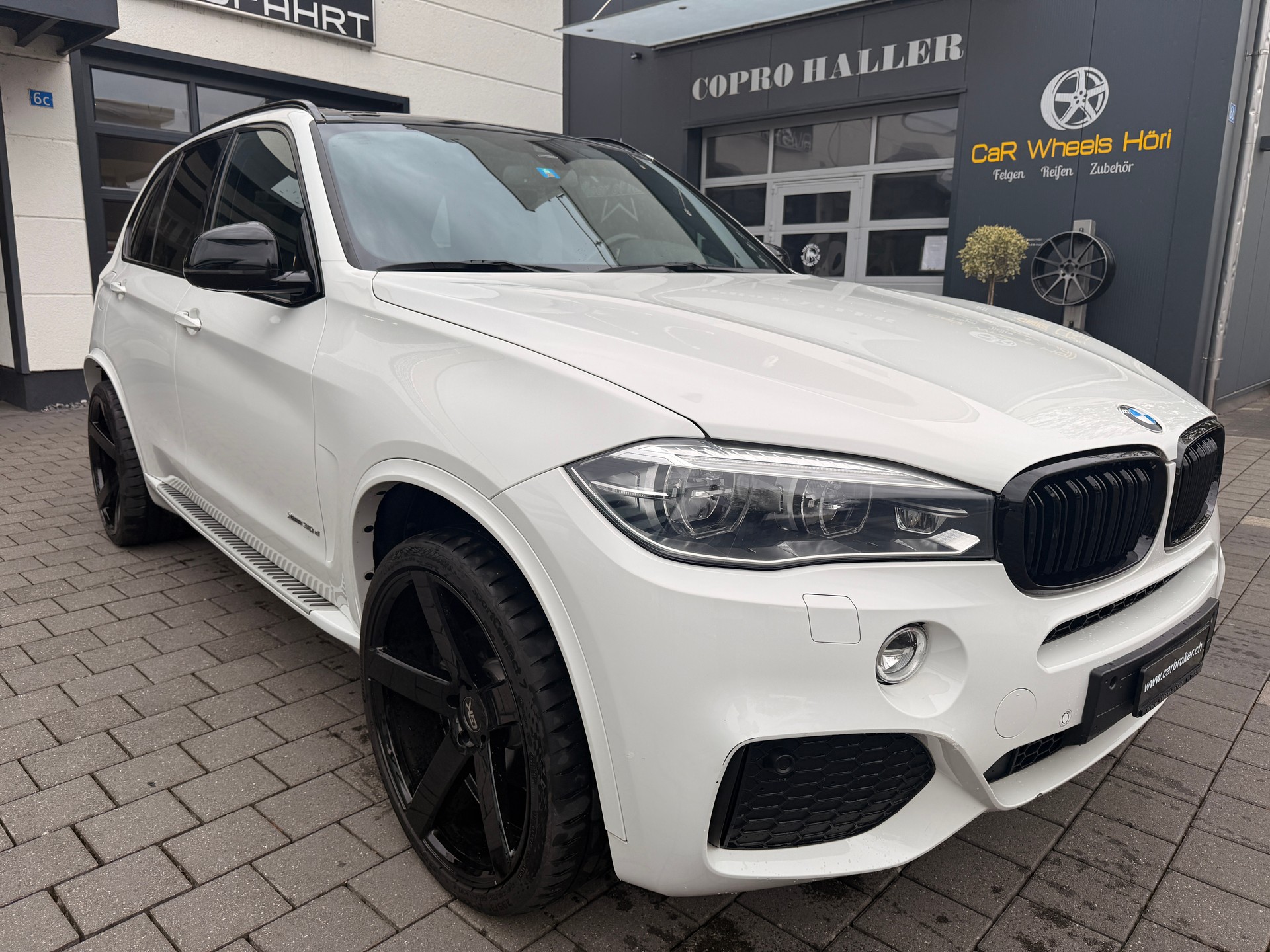 BMW X5 xDrive 30d Steptronic M Sport-image-5