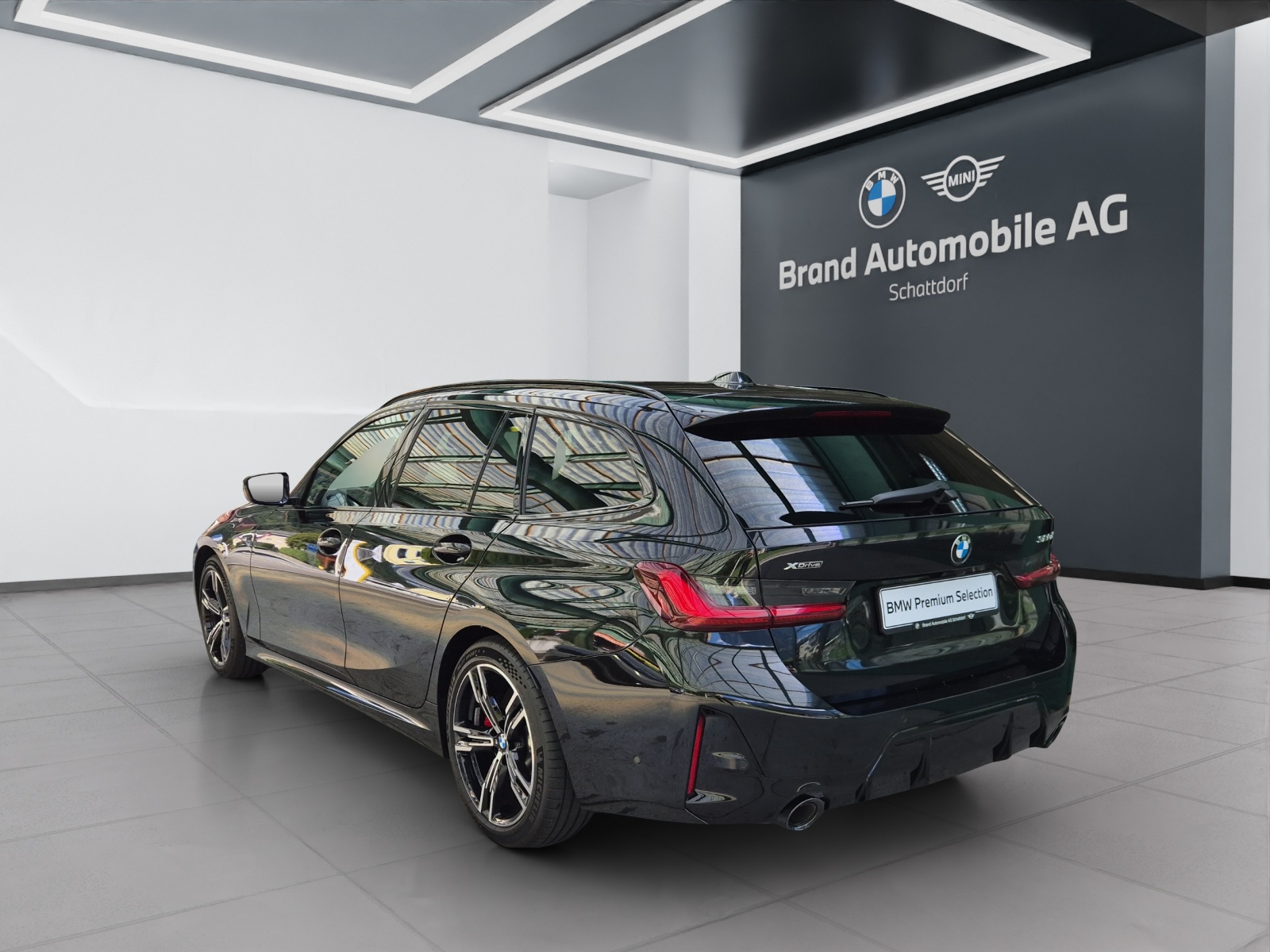 BMW 320d xDrive SAG Touring-showroom-element-2