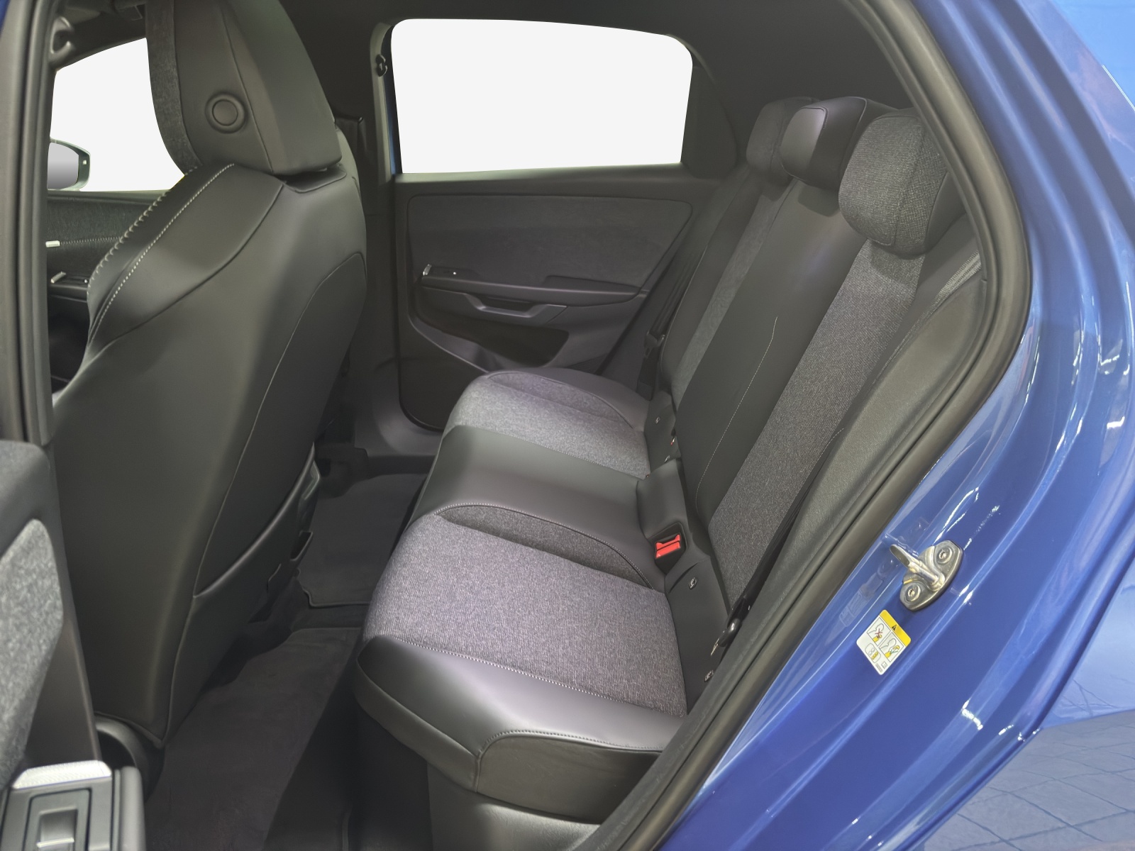 VW ID.Polo 52 kWh Style Edition One Plus-image-11