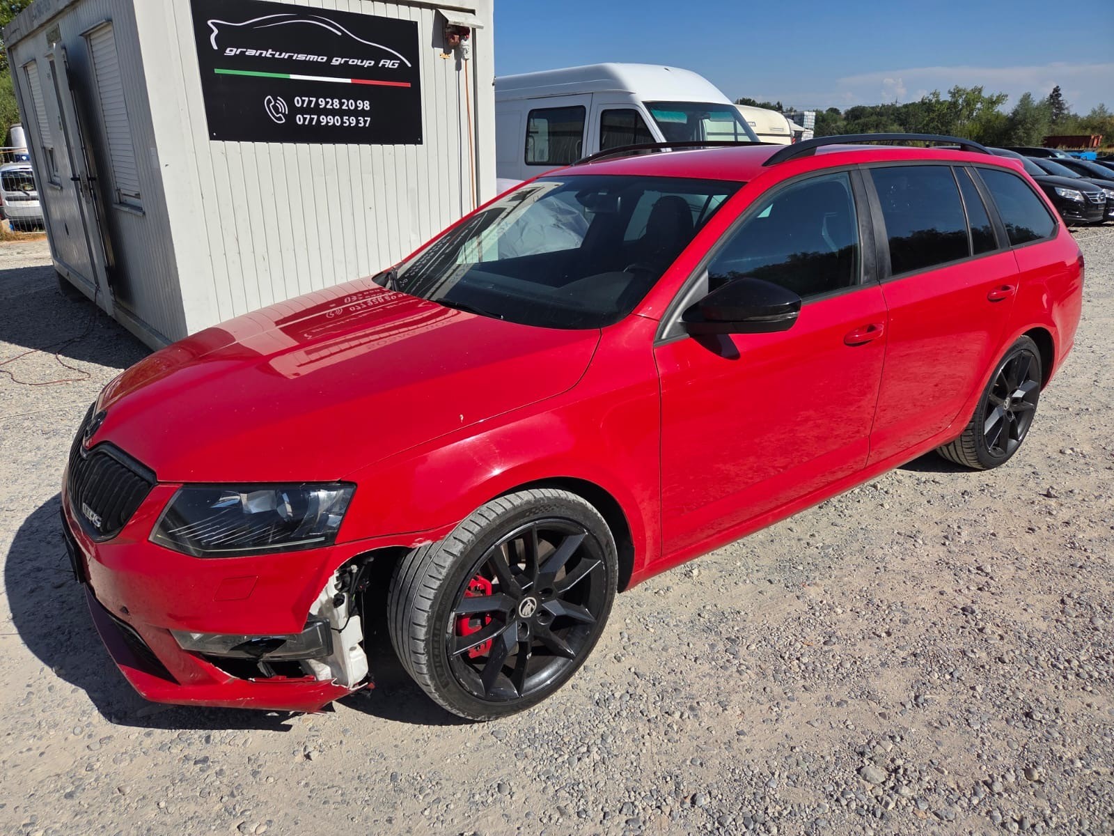SKODA Octavia Combi 2.0 TSI RS DSG-image-1