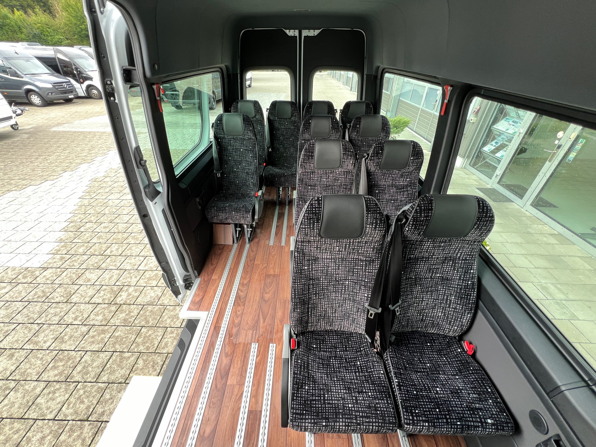 MERCEDES-BENZ 317 CDI Kleinbus (I30)-image-12