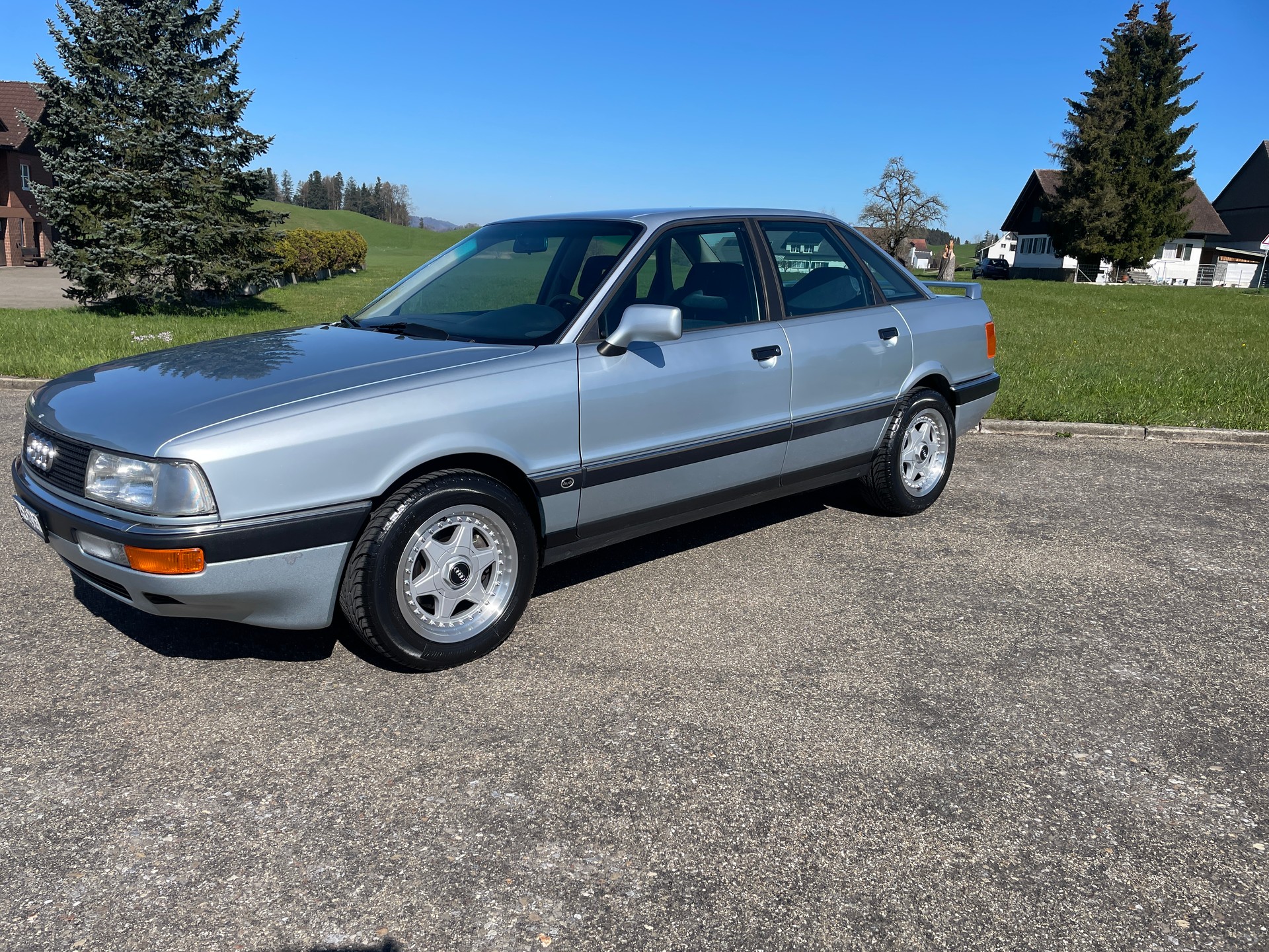 AUDI 90 2.3 E-image-1