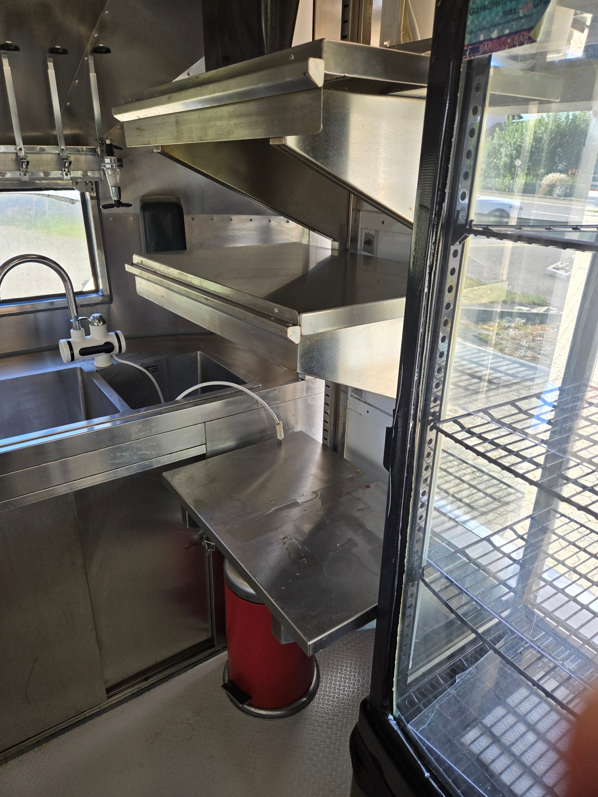 AIRSTREAM-image-4