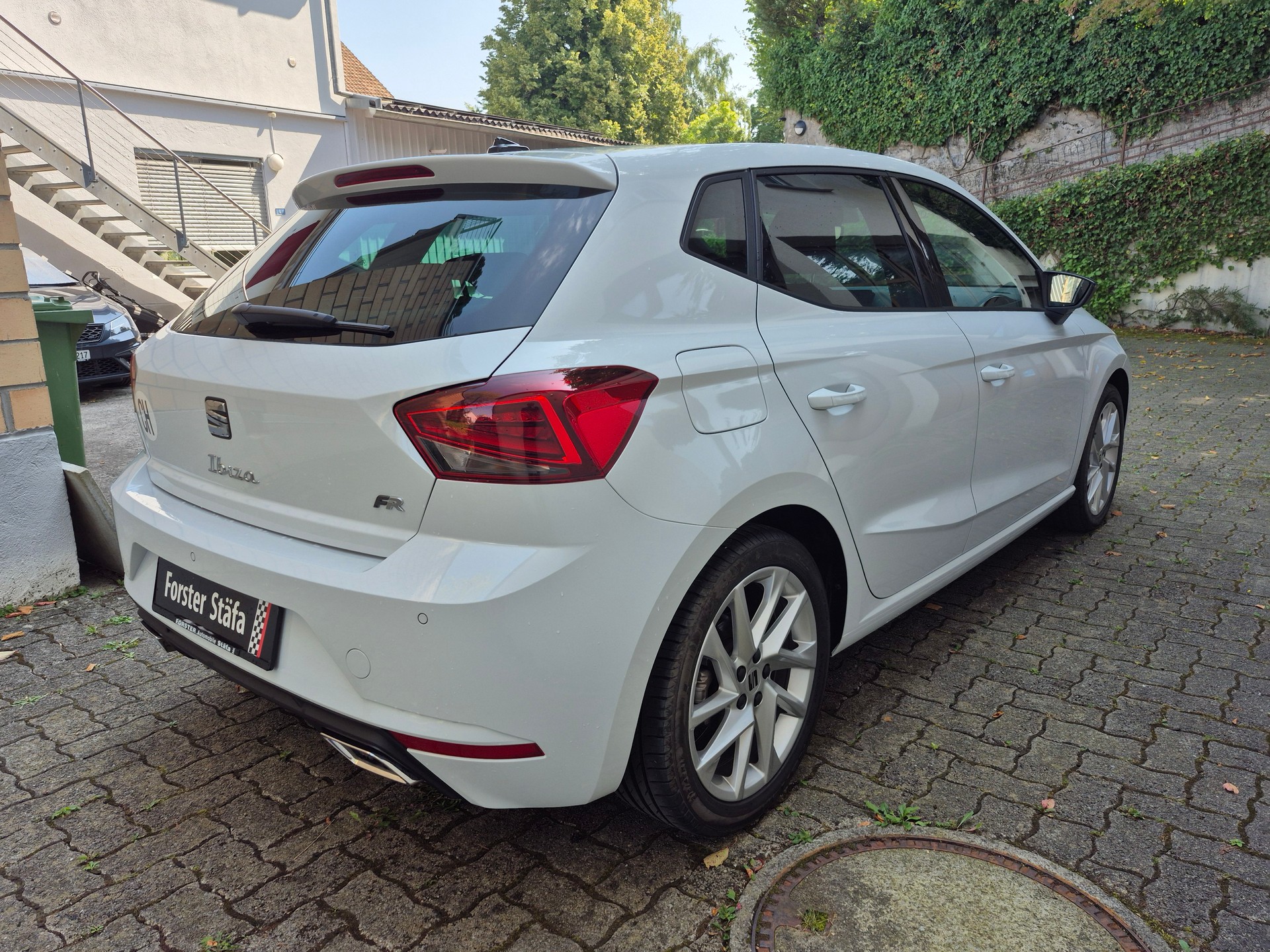 SEAT Ibiza 1.5 EcoTSI FR DSG-image-2