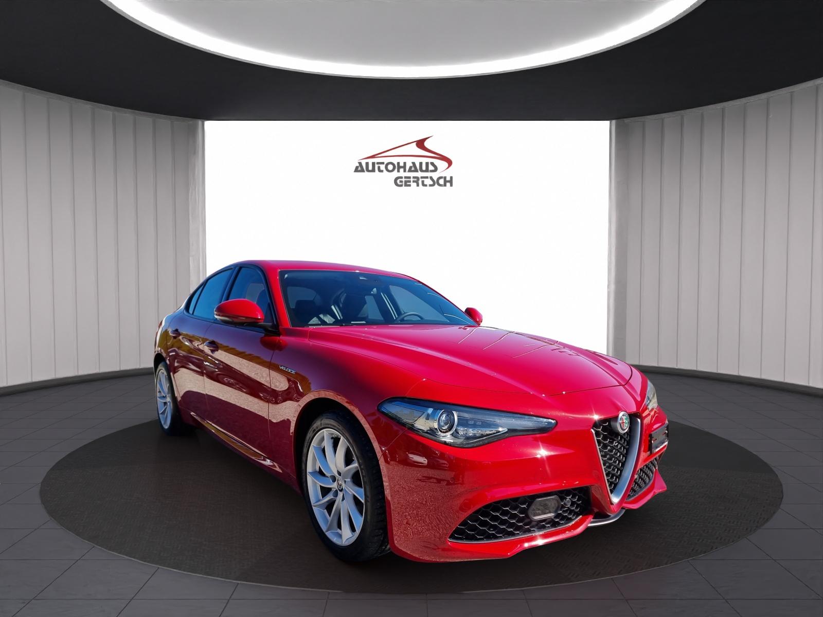 ALFA ROMEO Giulia 2.0 Q4 Veloce-showroom-element-2
