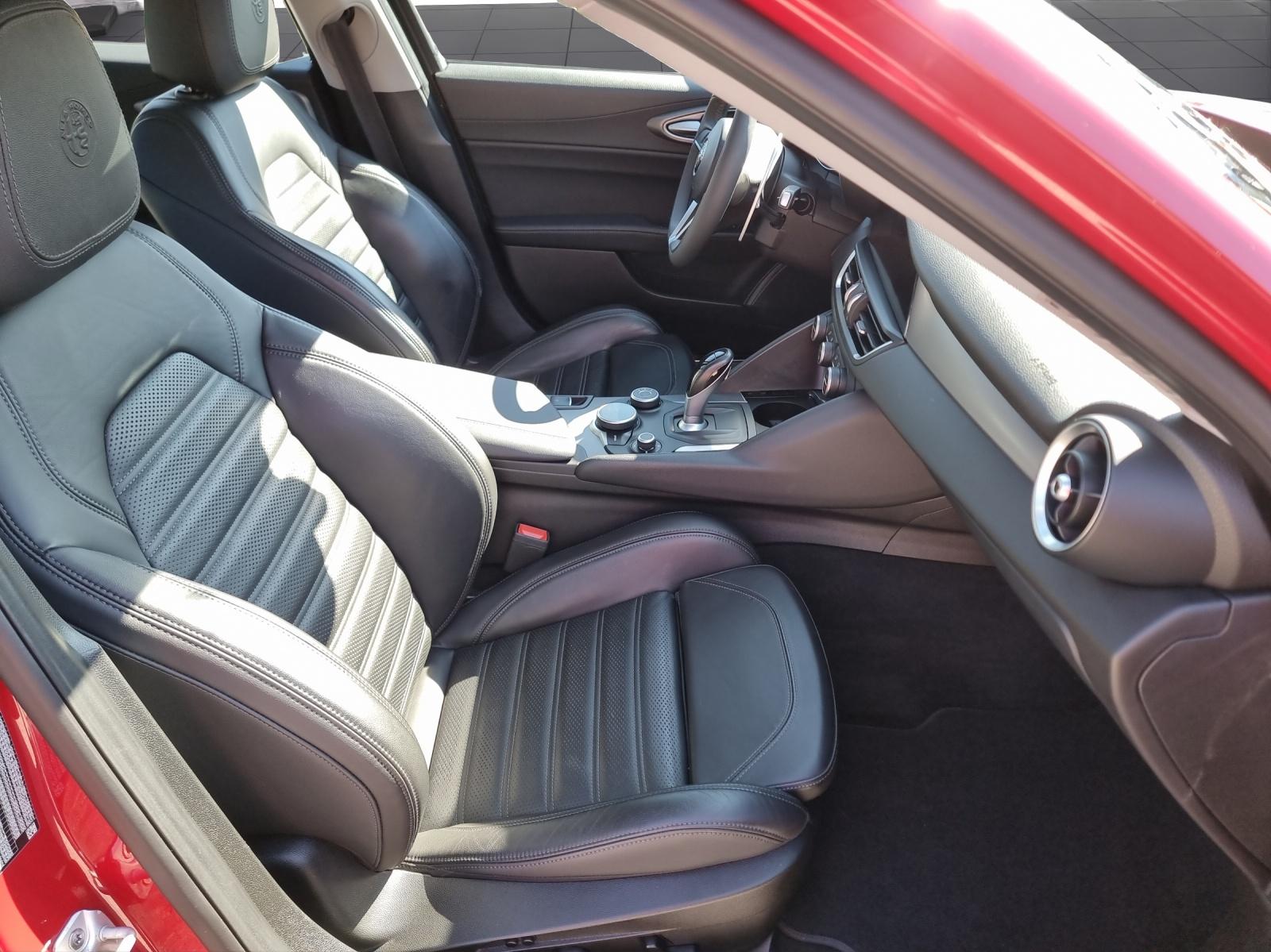 ALFA ROMEO Giulia 2.0 Q4 Veloce-image-12