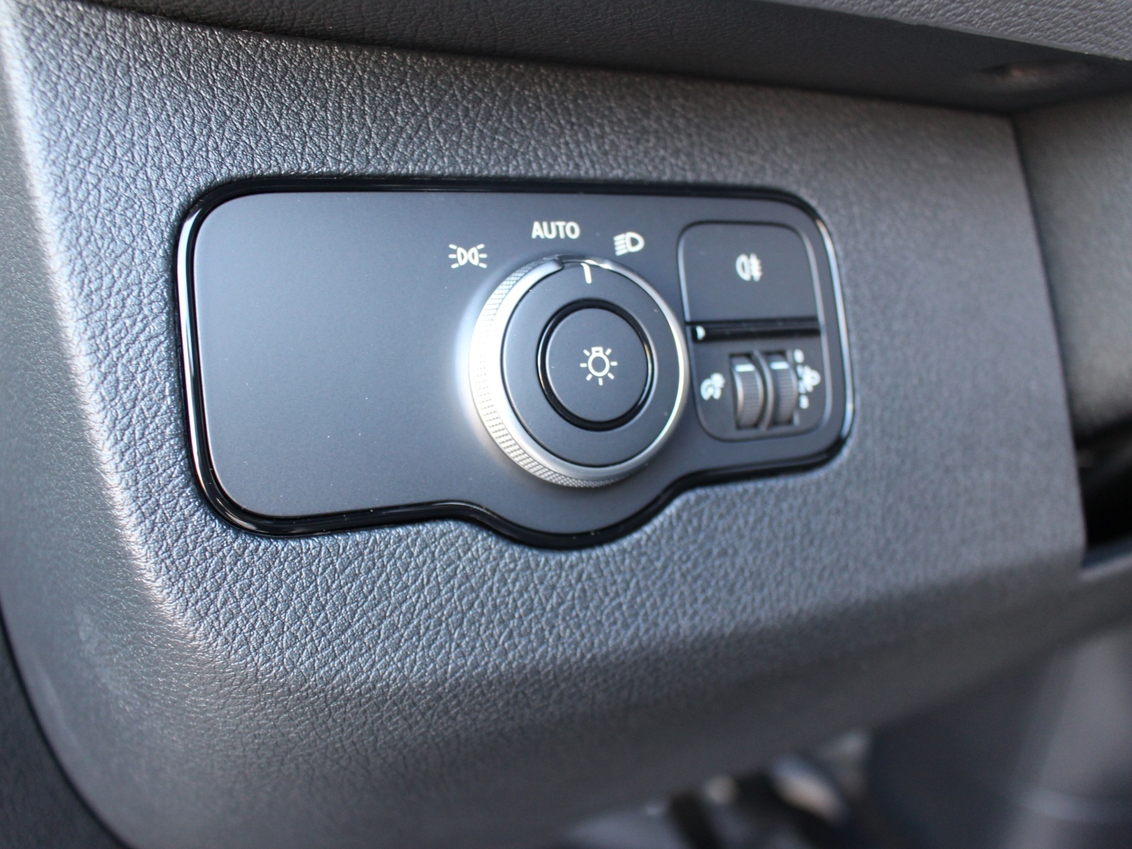 MERCEDES-BENZ Sprinter 315 CDI Pro KA 3665 S-image-11
