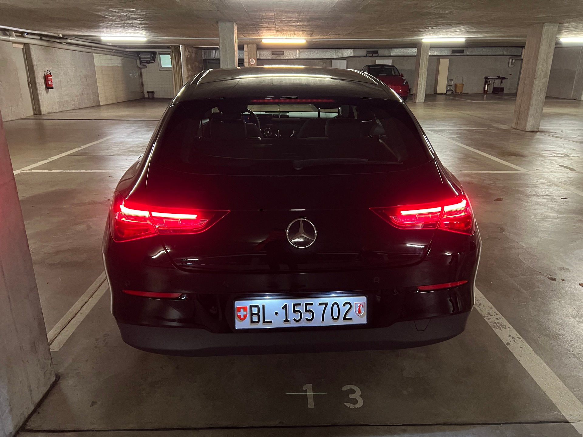 MERCEDES-BENZ CLA Shooting Brake 180-image-17