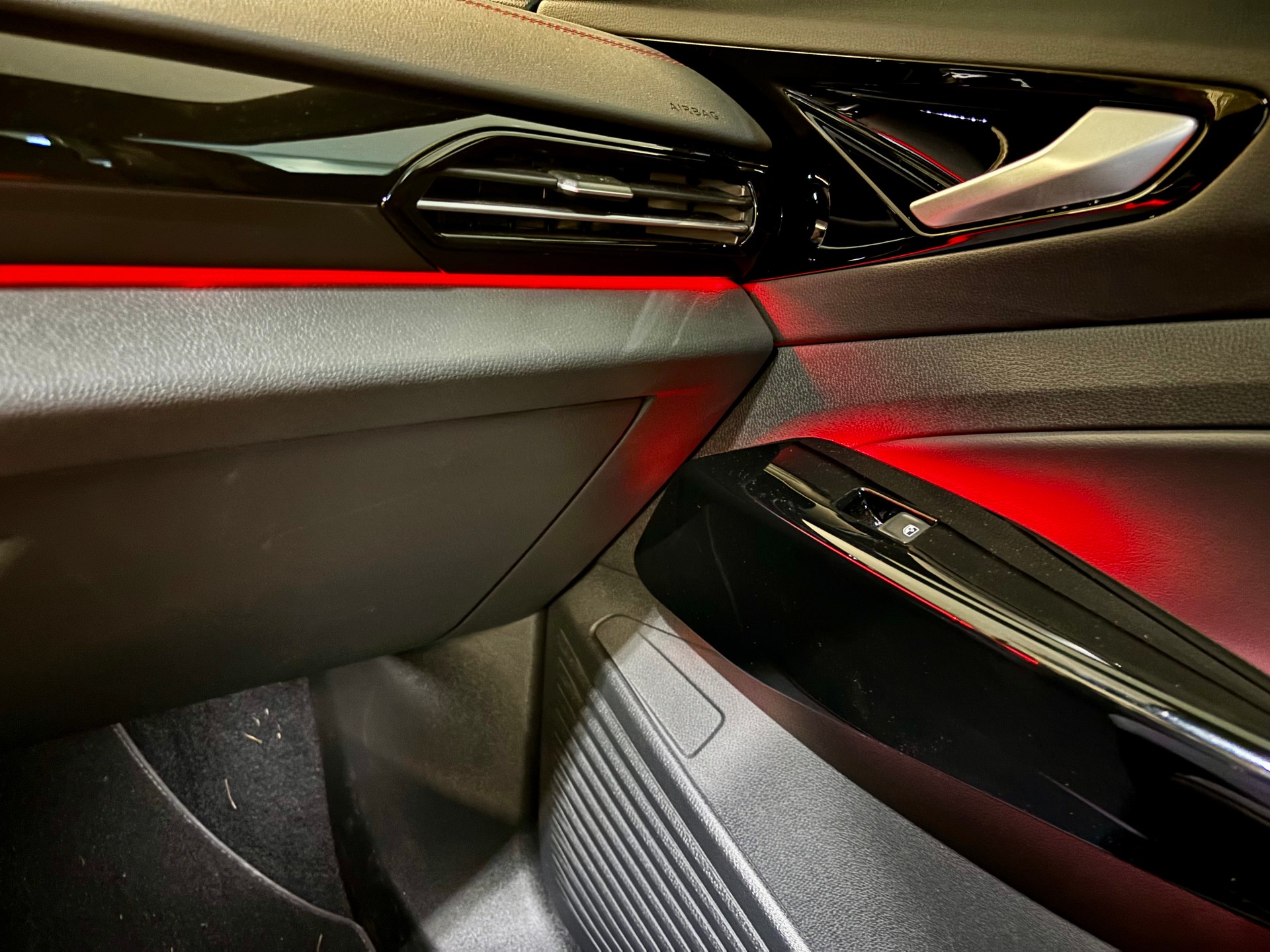 VW GTX 77 kWh 4Motion-image-11