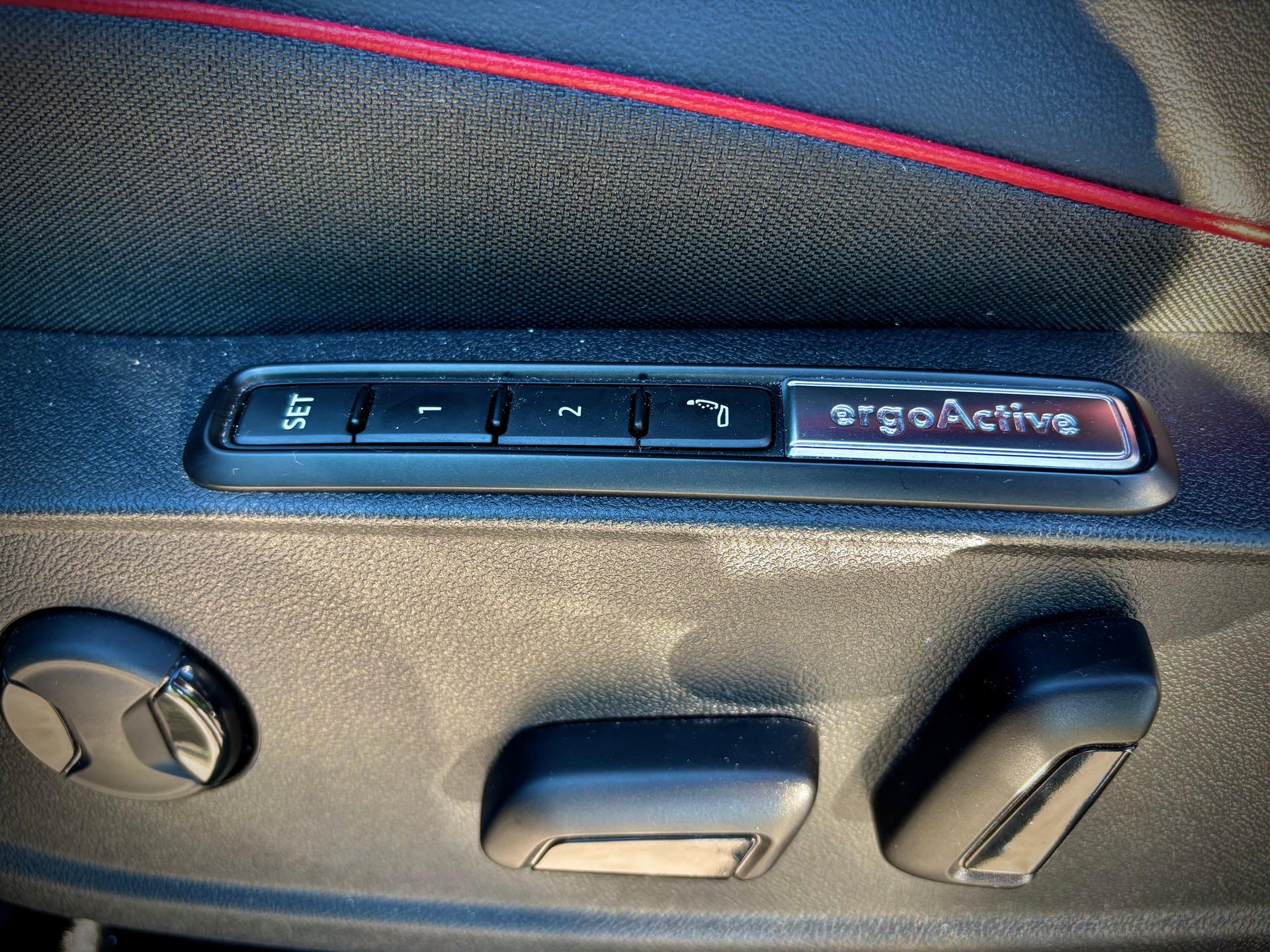 VW GTX 77 kWh 4Motion-image-9