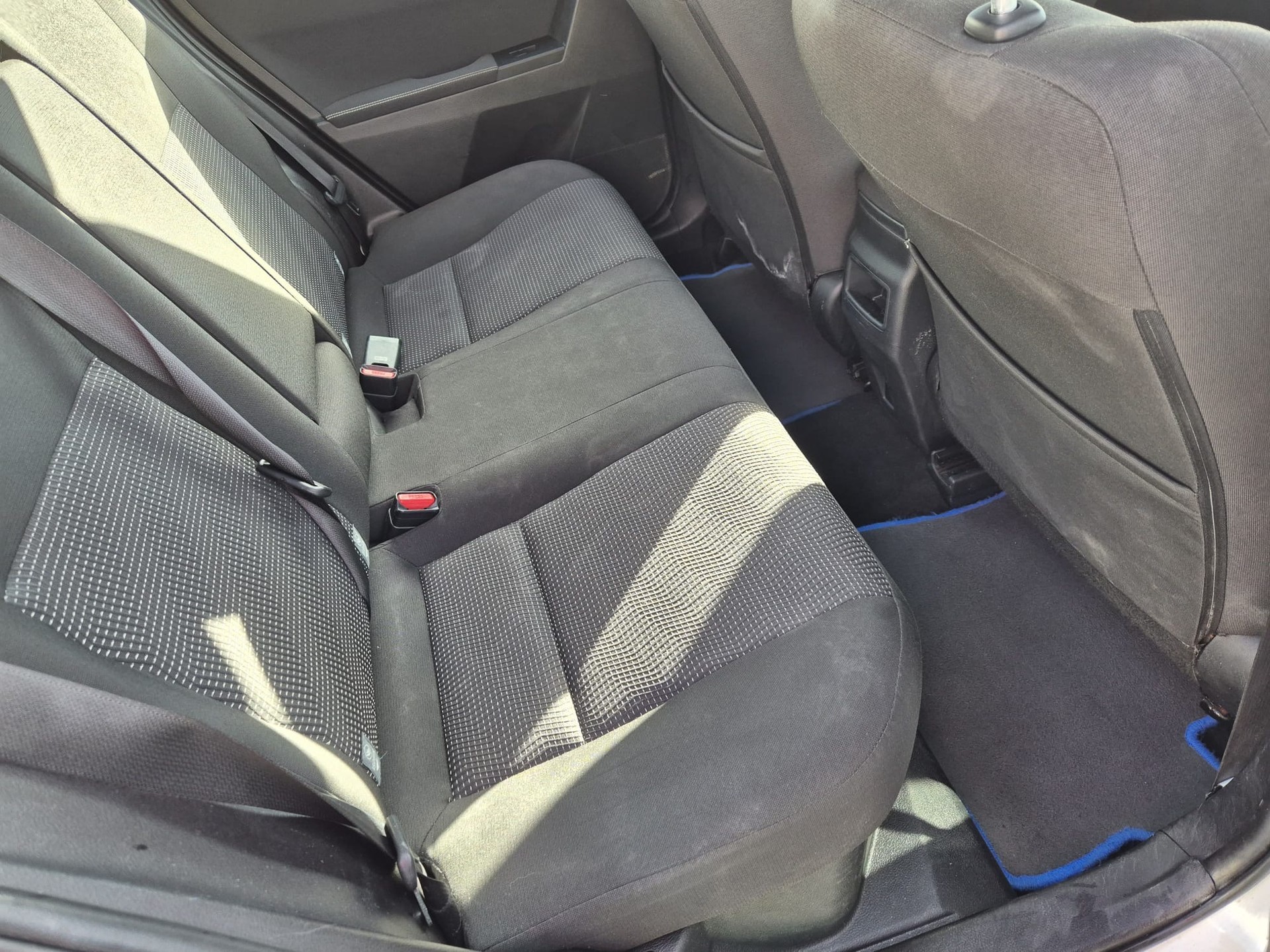 TOYOTA Auris Touring Sports 1.8 16V HSD Linea Luna-image-9