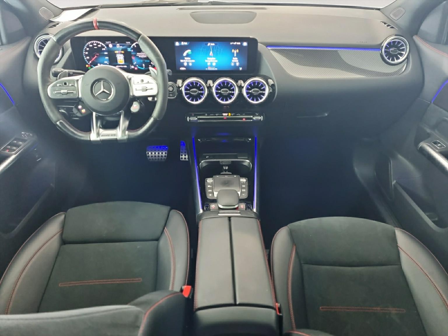 MERCEDES-BENZ GLA 45 AMG S 4Matic+-image-5