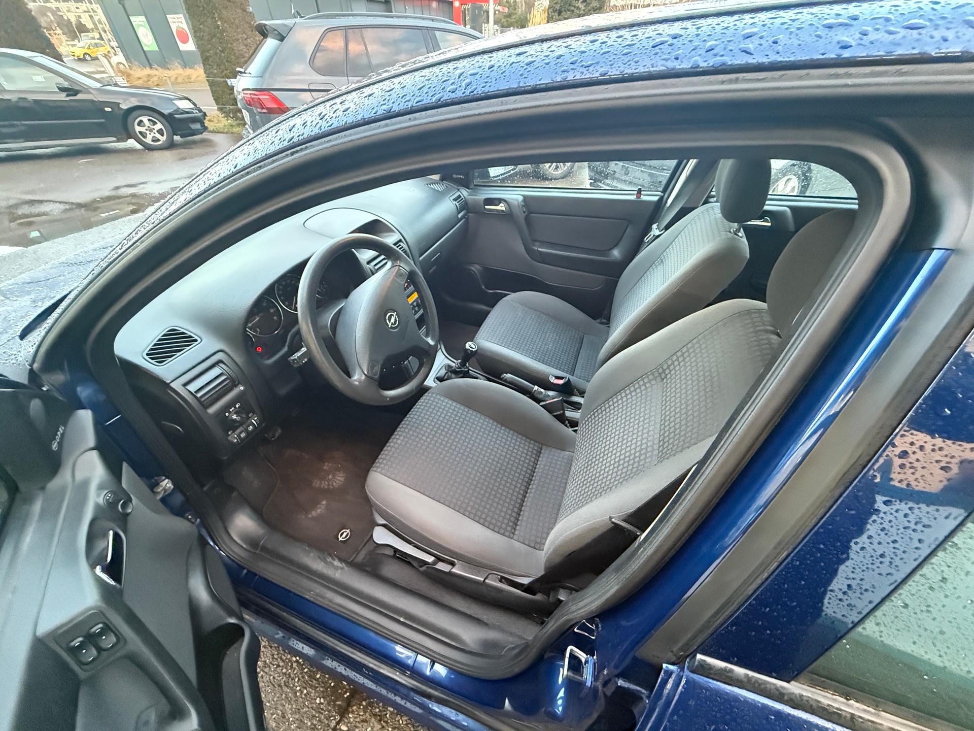OPEL Astra 1.8i 16V Comfort-image-6