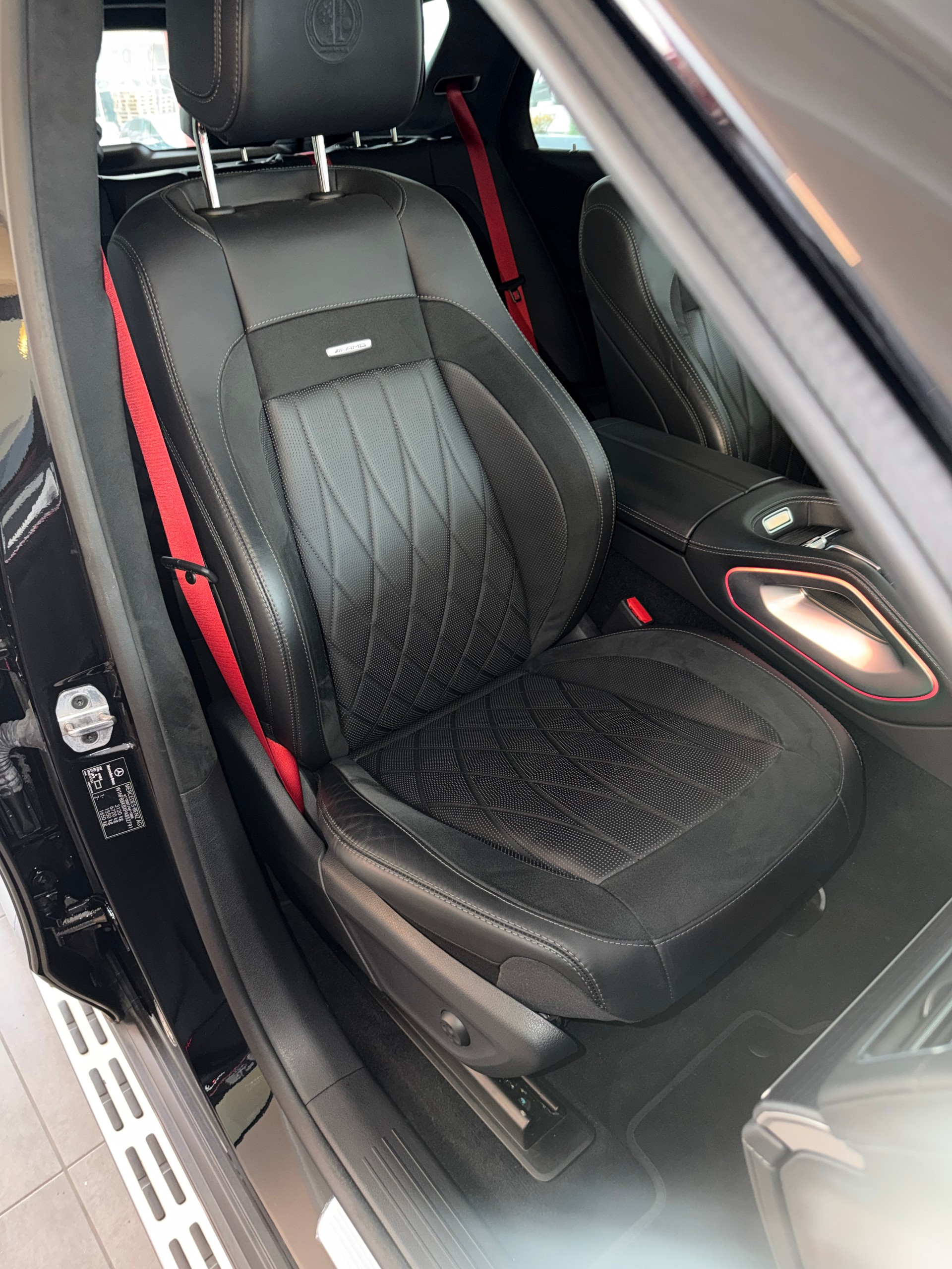 MERCEDES-BENZ GLE 63 S AMG 4Matic+ 9G-Speedshift-image-15